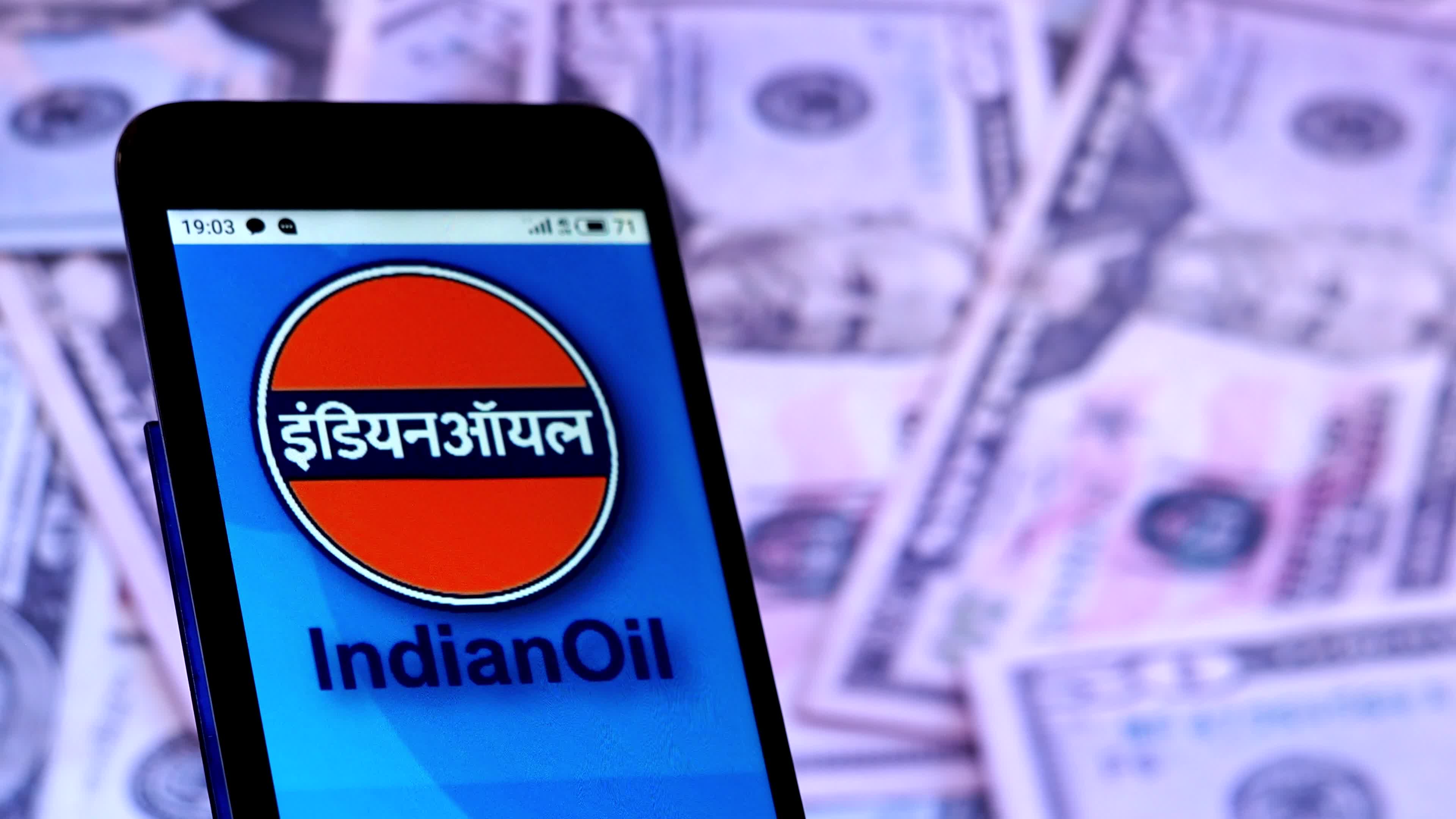 Video illustration the logo of Indian Oil Corporation