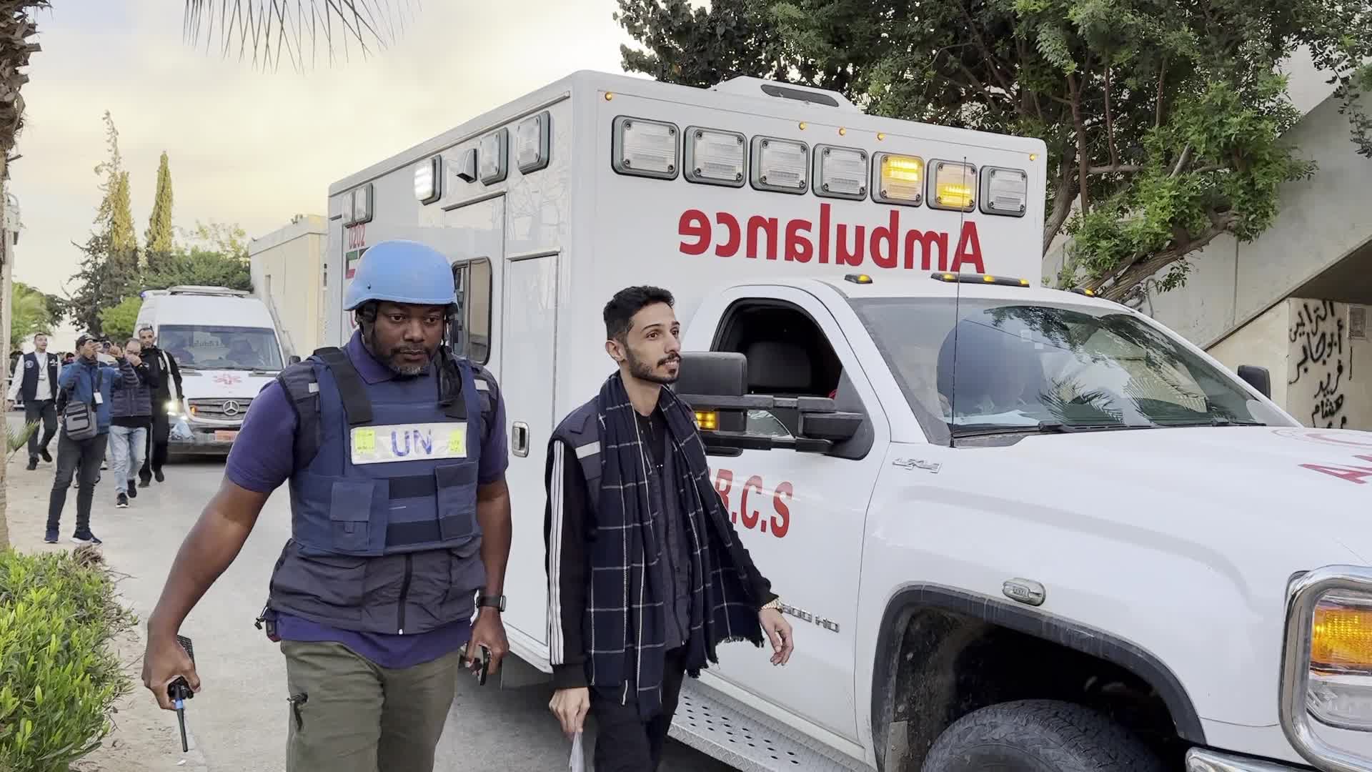 WHO and Red Crescent Convoy Evacuates Patients from Gaza's Khan Yunis Amid Conflict