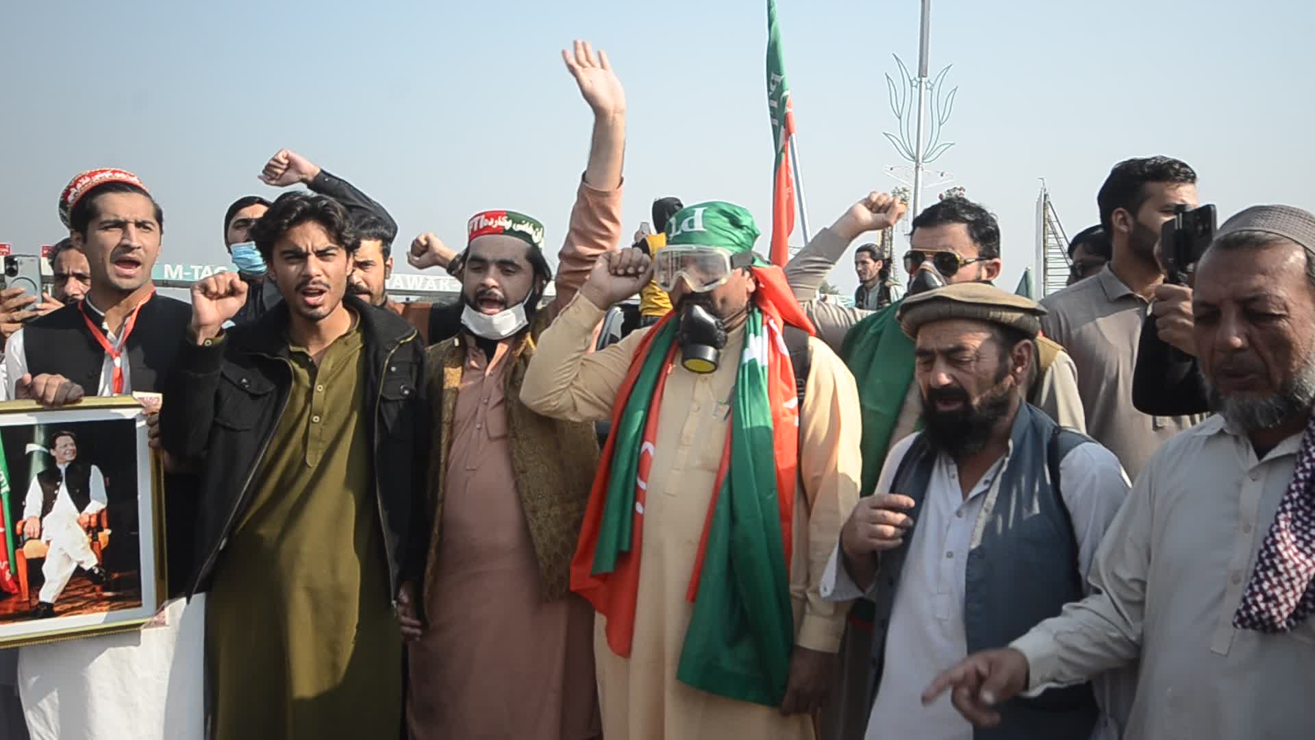 Pakistan's opposition PTI party protests for the release of former PM Khan
