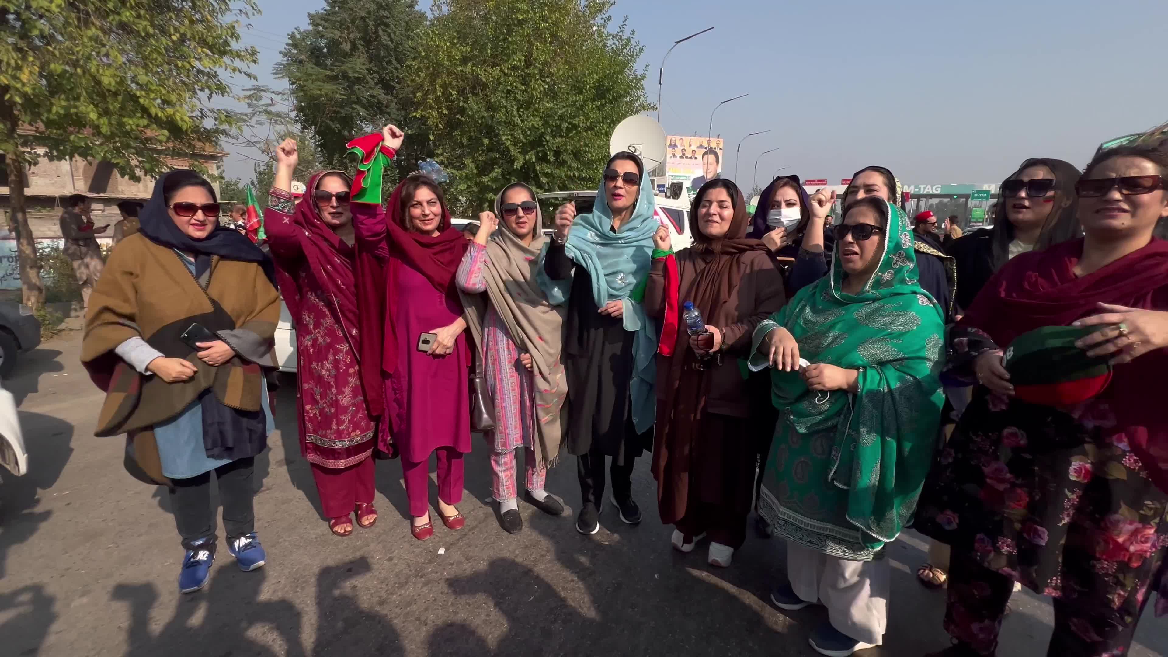 Pakistan's opposition PTI party protests for the release of former PM Khan
