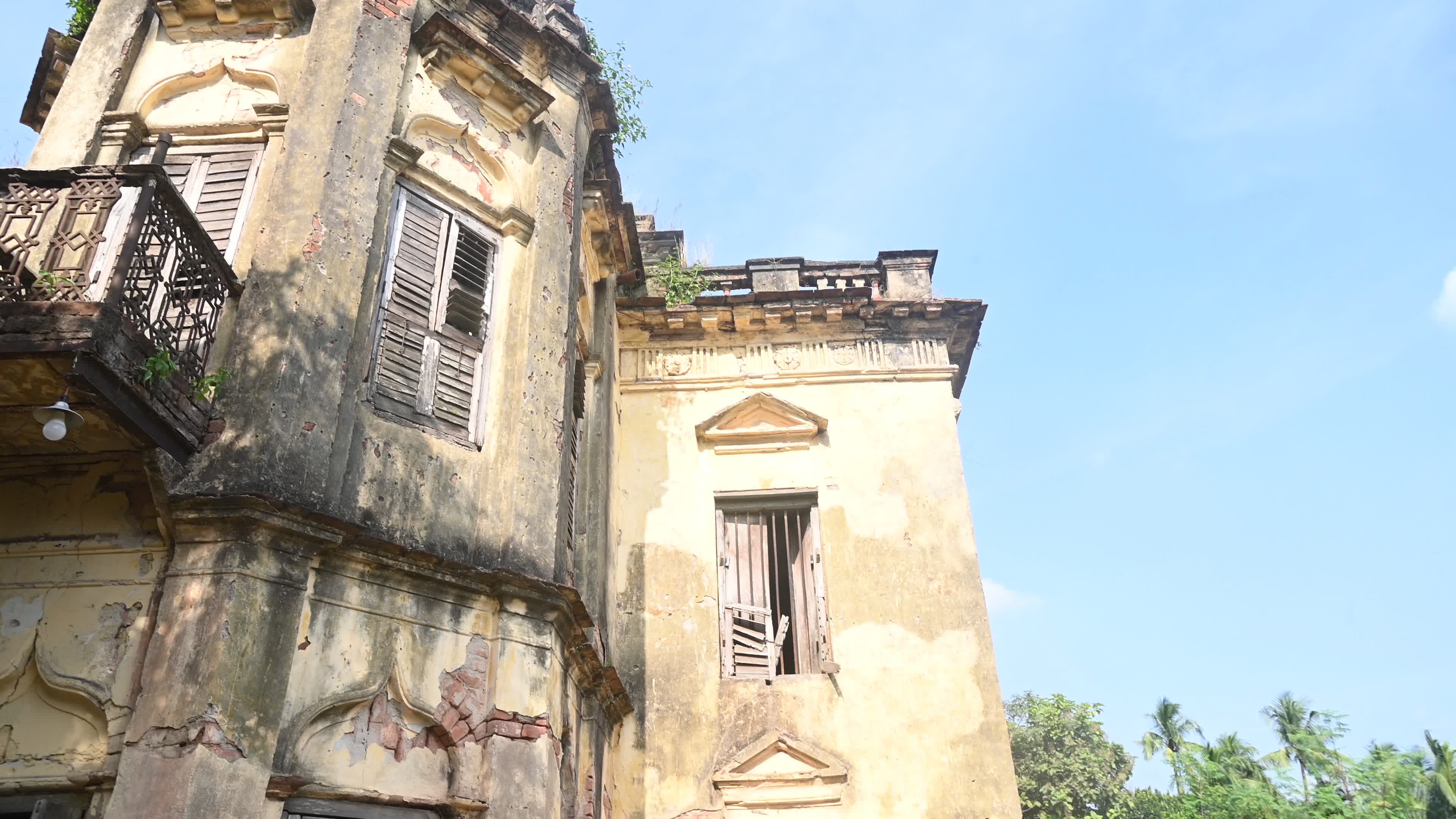 Bagchi Zamindar House - A story of the abolition of Indian Feudalism
