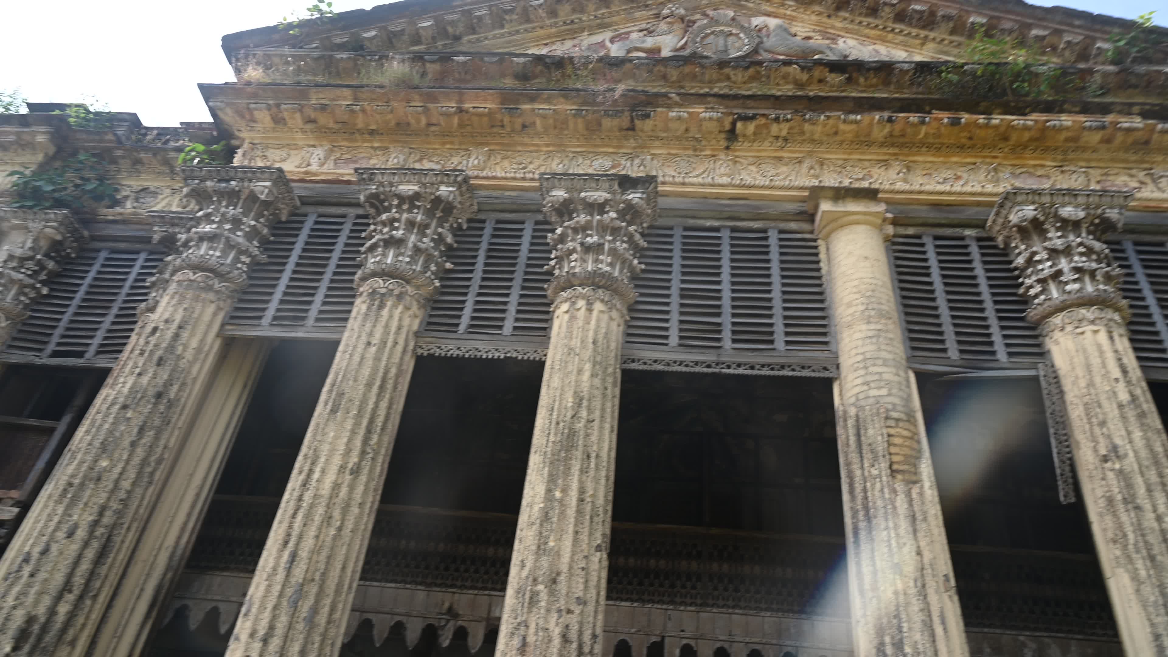 Bagchi Zamindar House - A story of the abolition of Indian Feudalism
