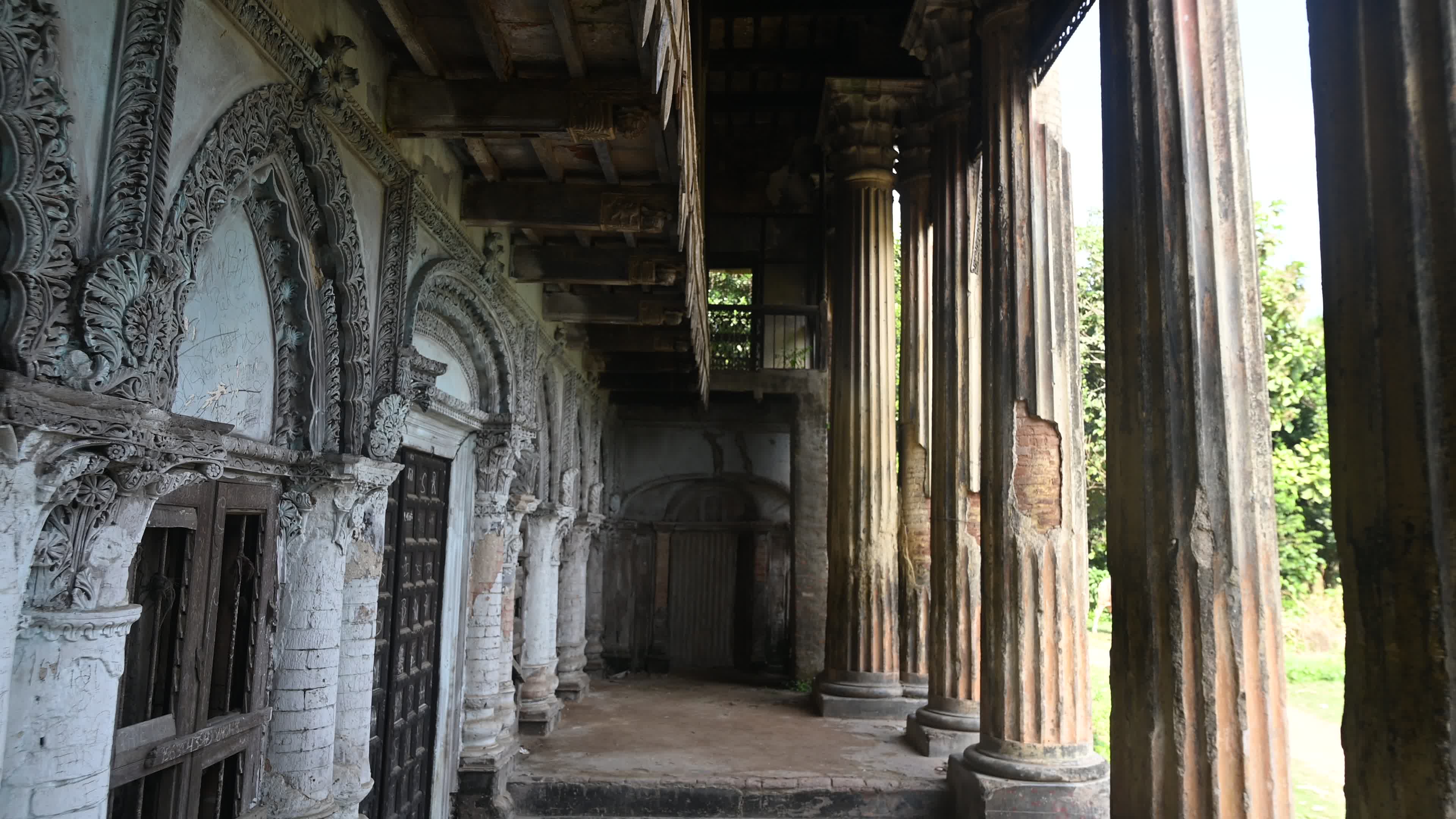 Bagchi Zamindar House - A story of the abolition of Indian Feudalism
