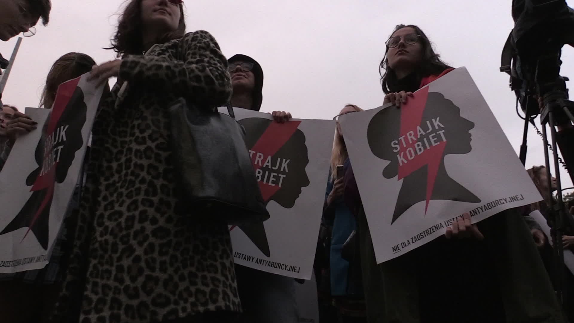 Poland proposes ban to criminalise sex education
