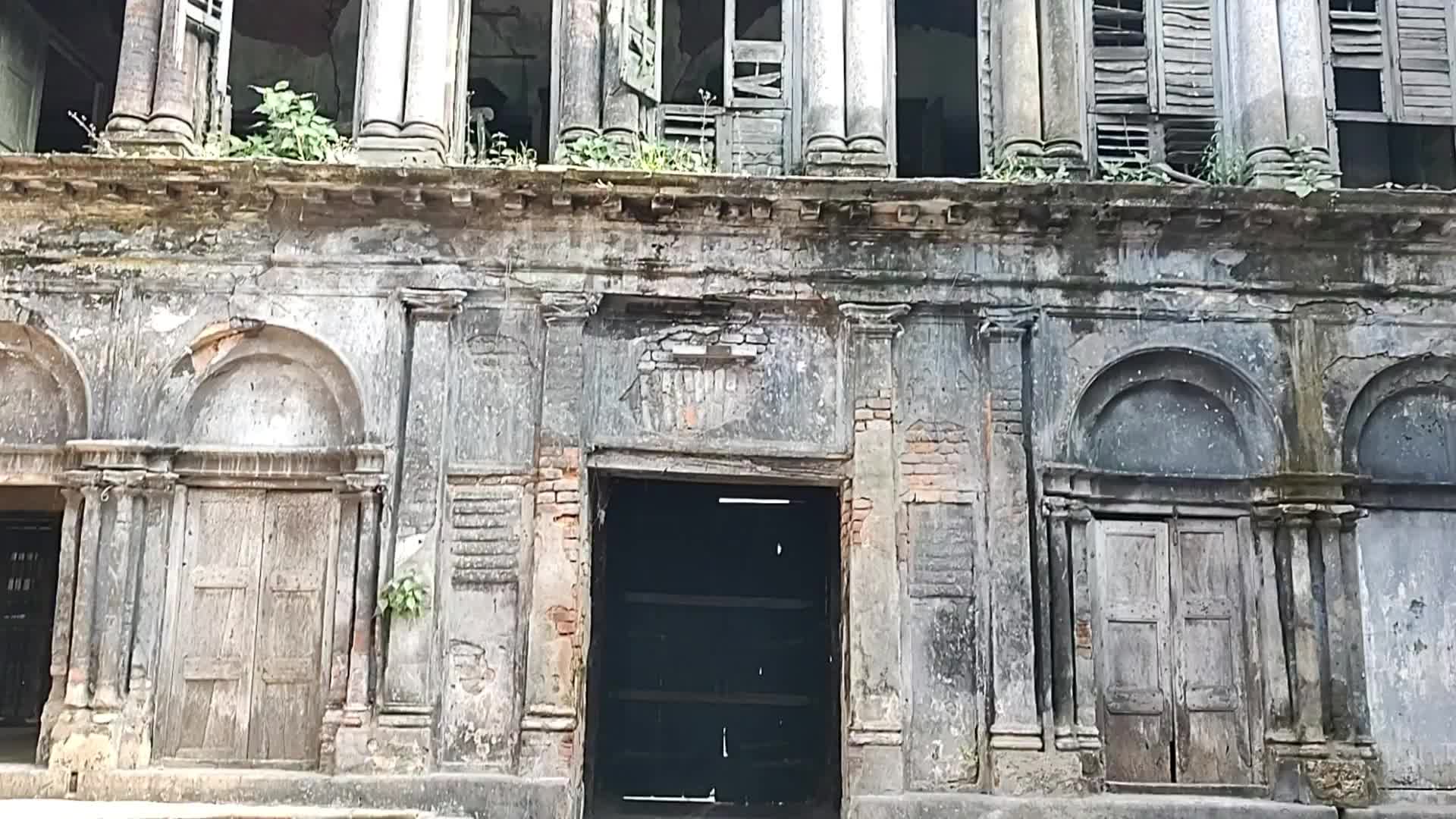 Bagchi Zamindar House - A story of the abolition of Indian Feudalism
