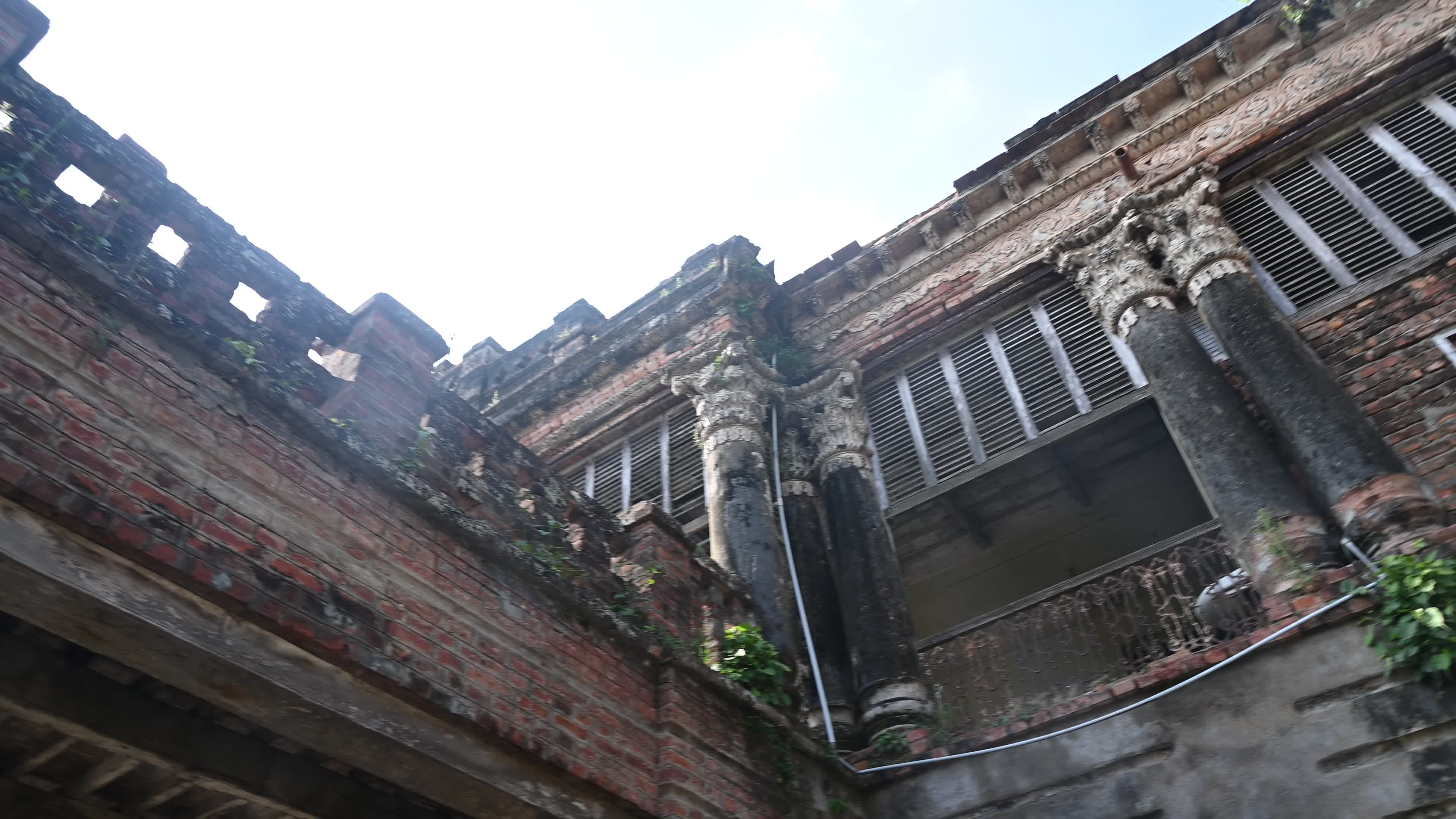 Bagchi Zamindar House - A story of the abolition of Indian Feudalism
