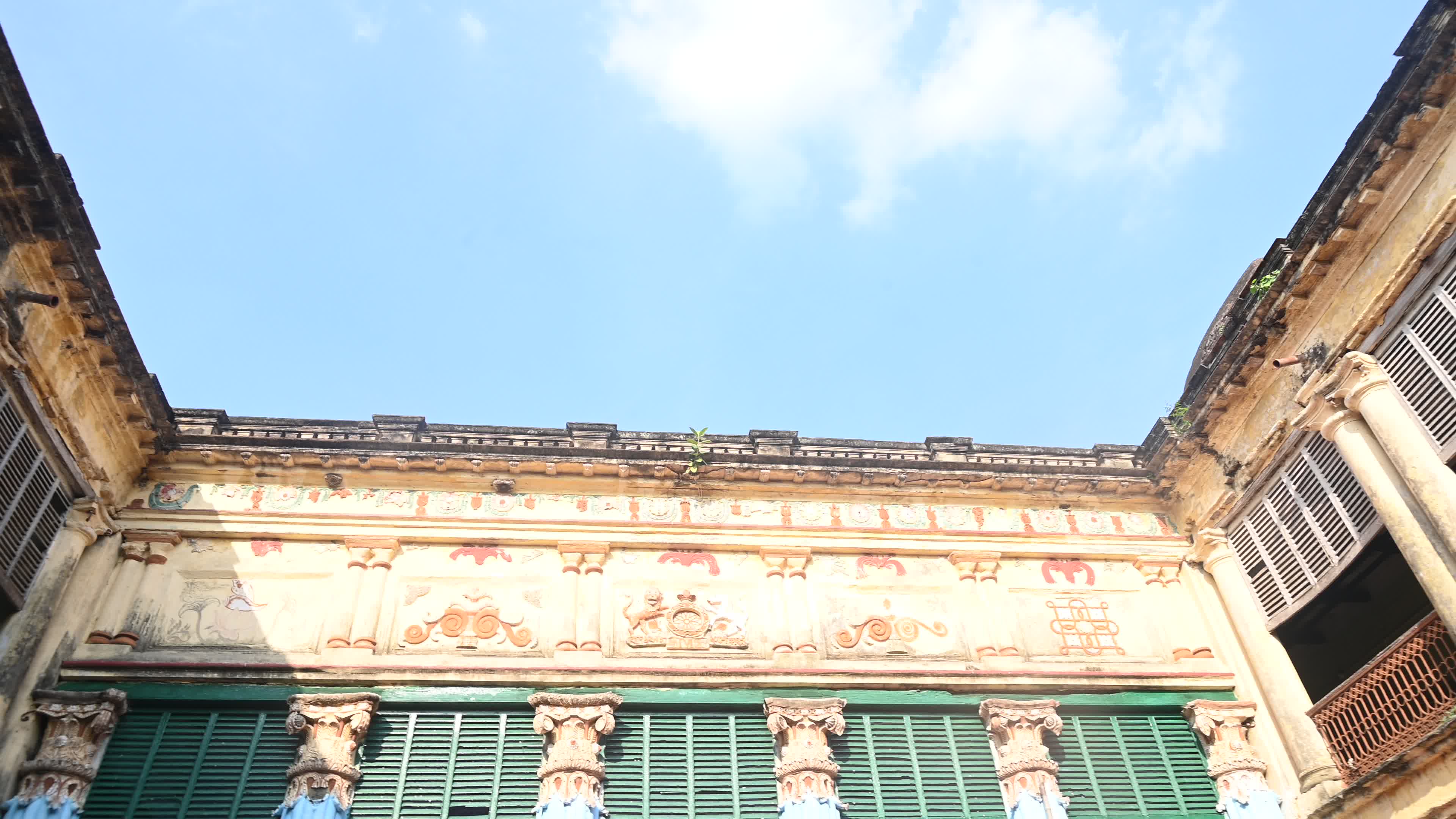 Bagchi Zamindar House - A story of the abolition of Indian Feudalism
