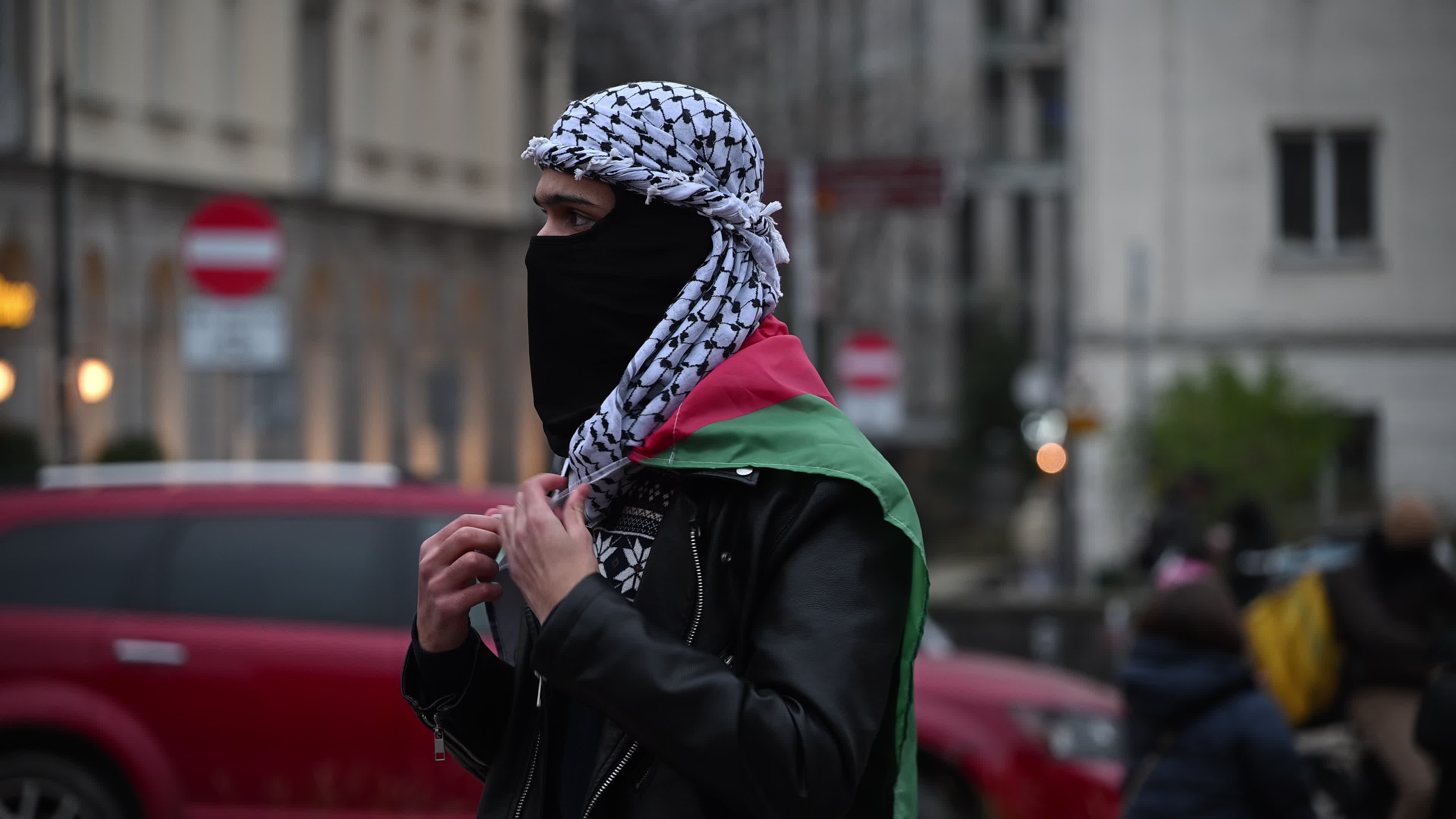 Palestine Support March to US Embassy