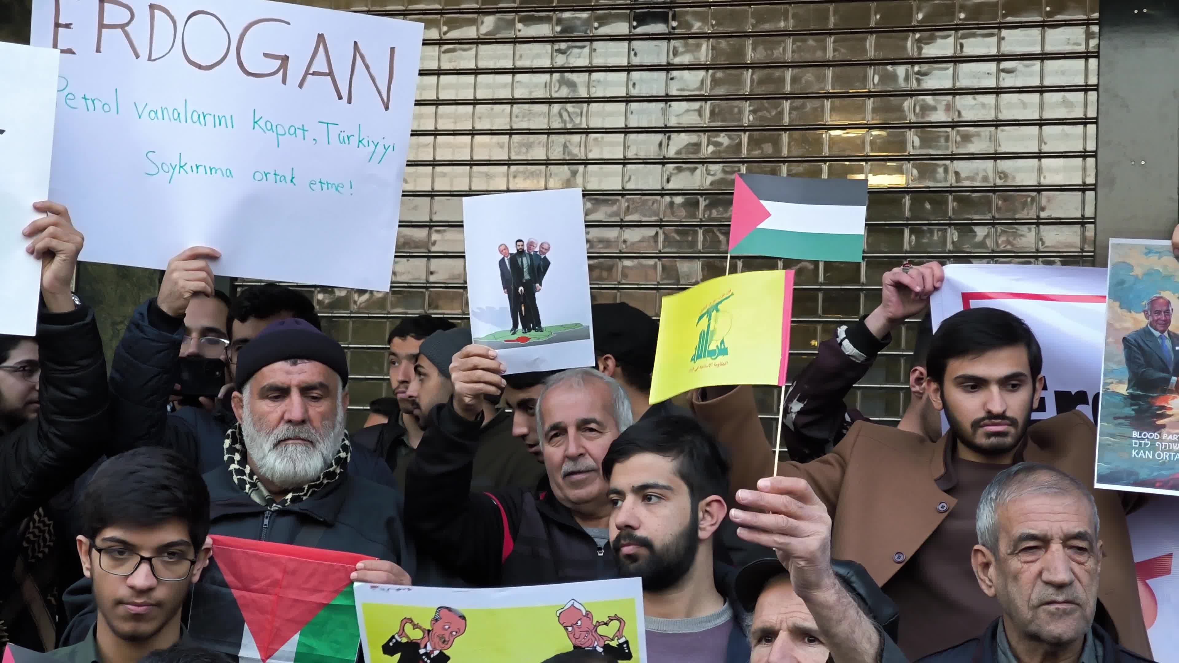 Anti Turkish protest in Tehran
