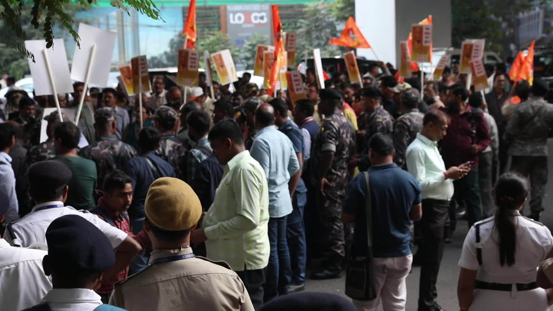 Bangladesh-Hindu Minorities Leader Arrest Protest, Kolkata, British Indian Ocean Territory