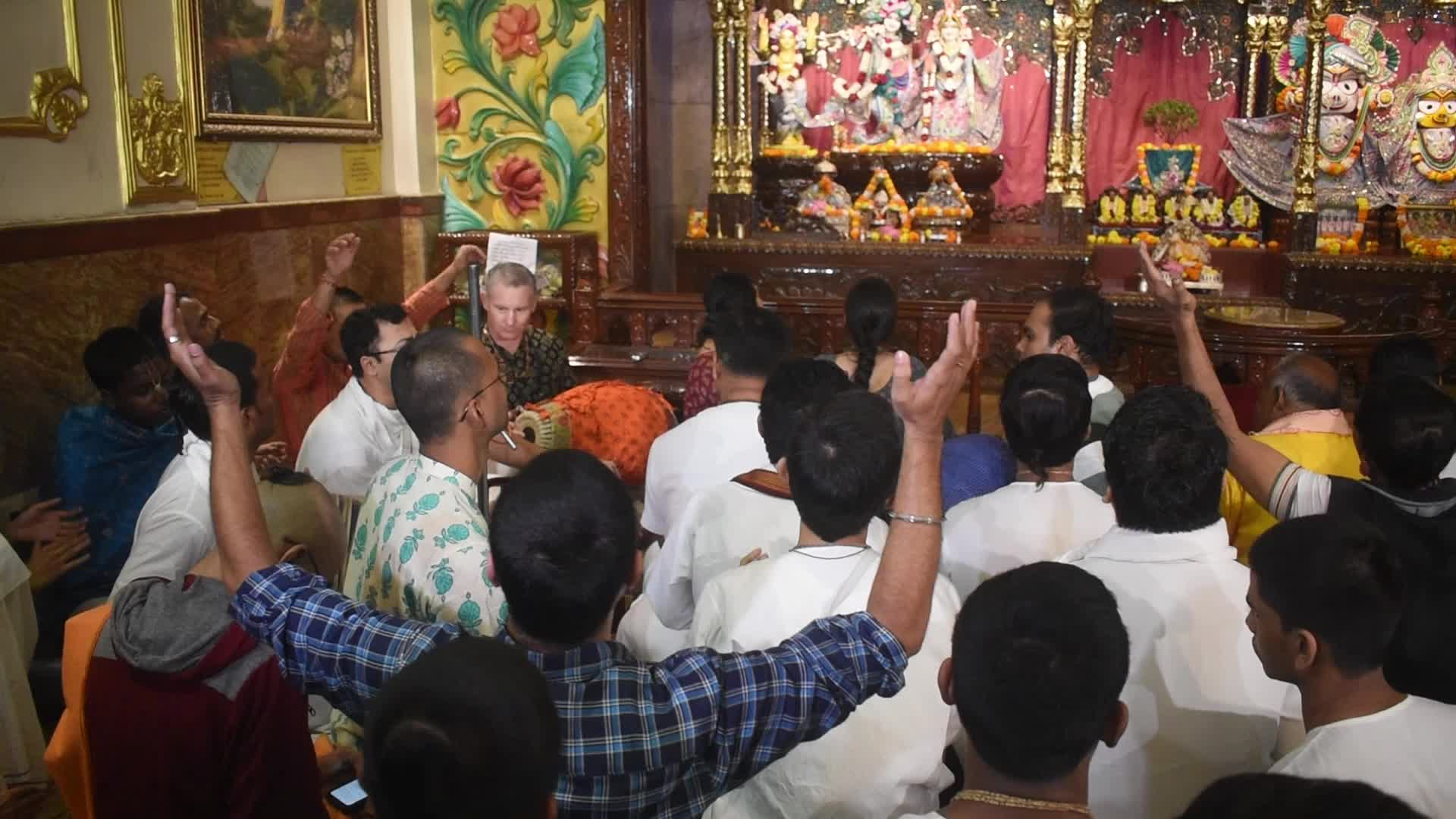 ISKCON Holds Mass Prayers Across World In Protest Against Atrocity On Hindus In Bangladesh, Kolkata, India