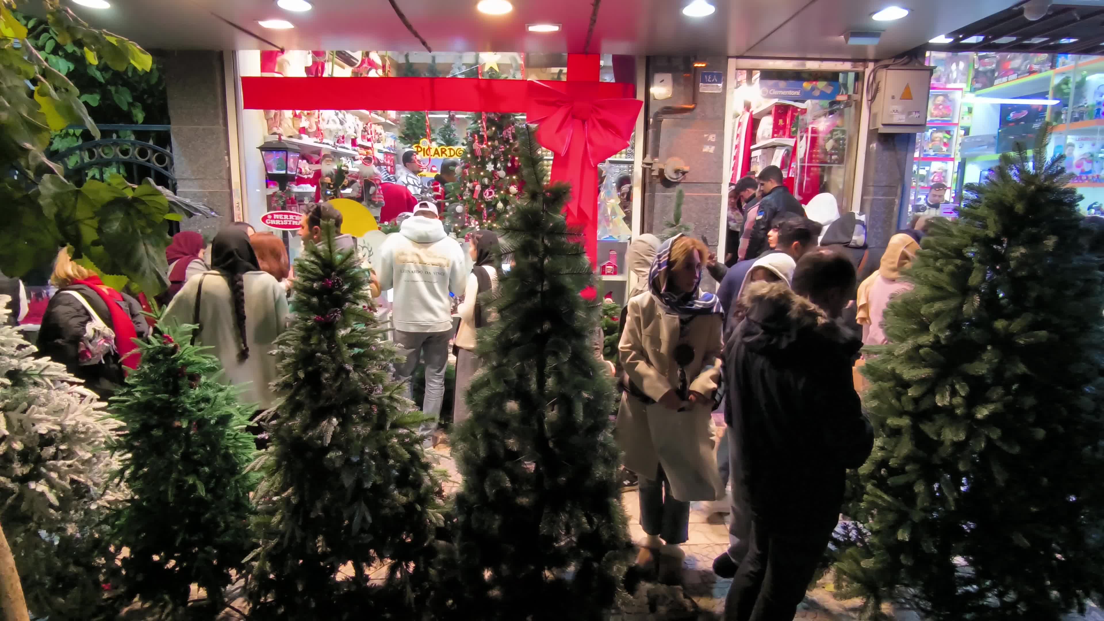 Christmas shopping in Iran