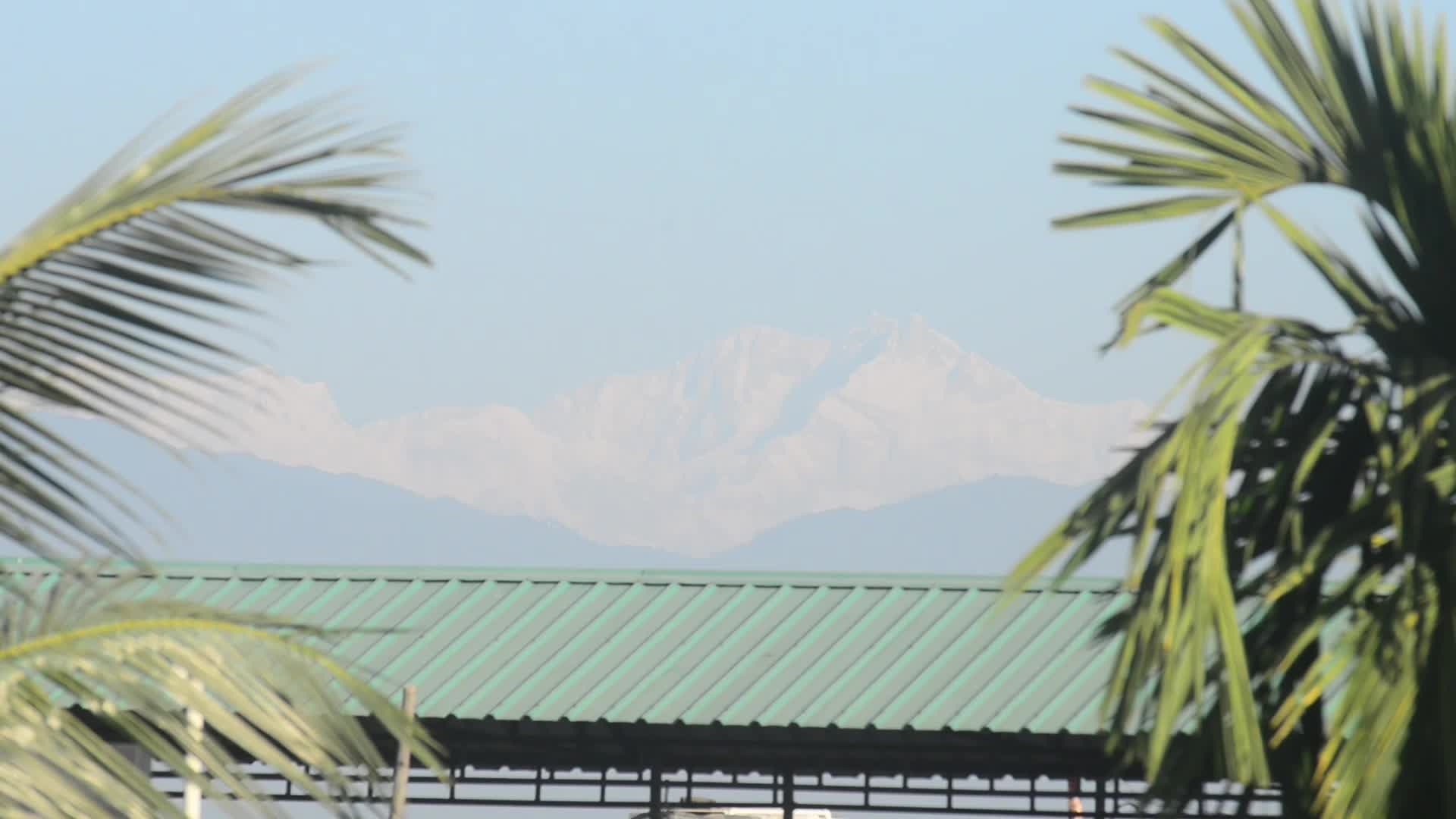 Mount Kanchenjunga is seen from Siliguri