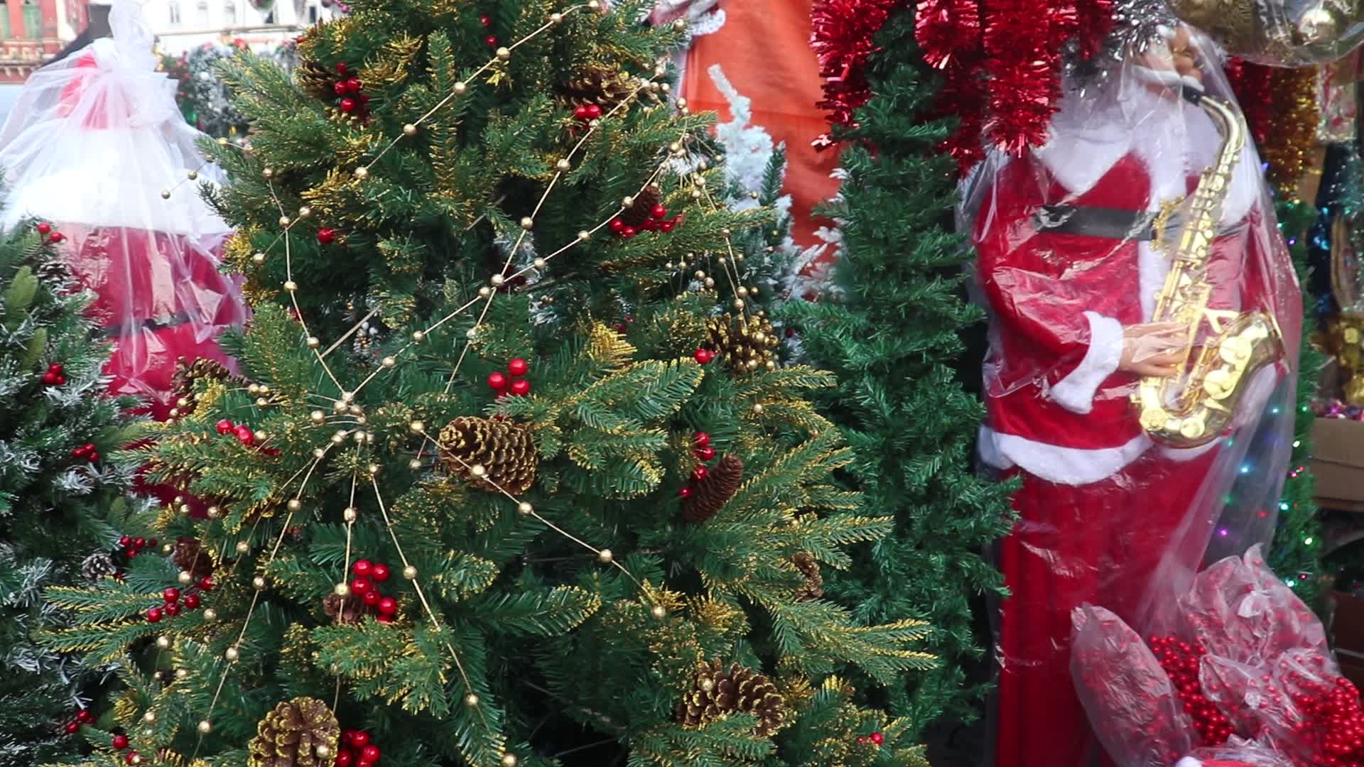 Christmas market in Kolkata.