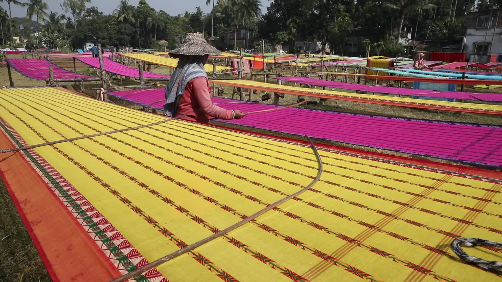 Weavers Outskirts Of Kolkata