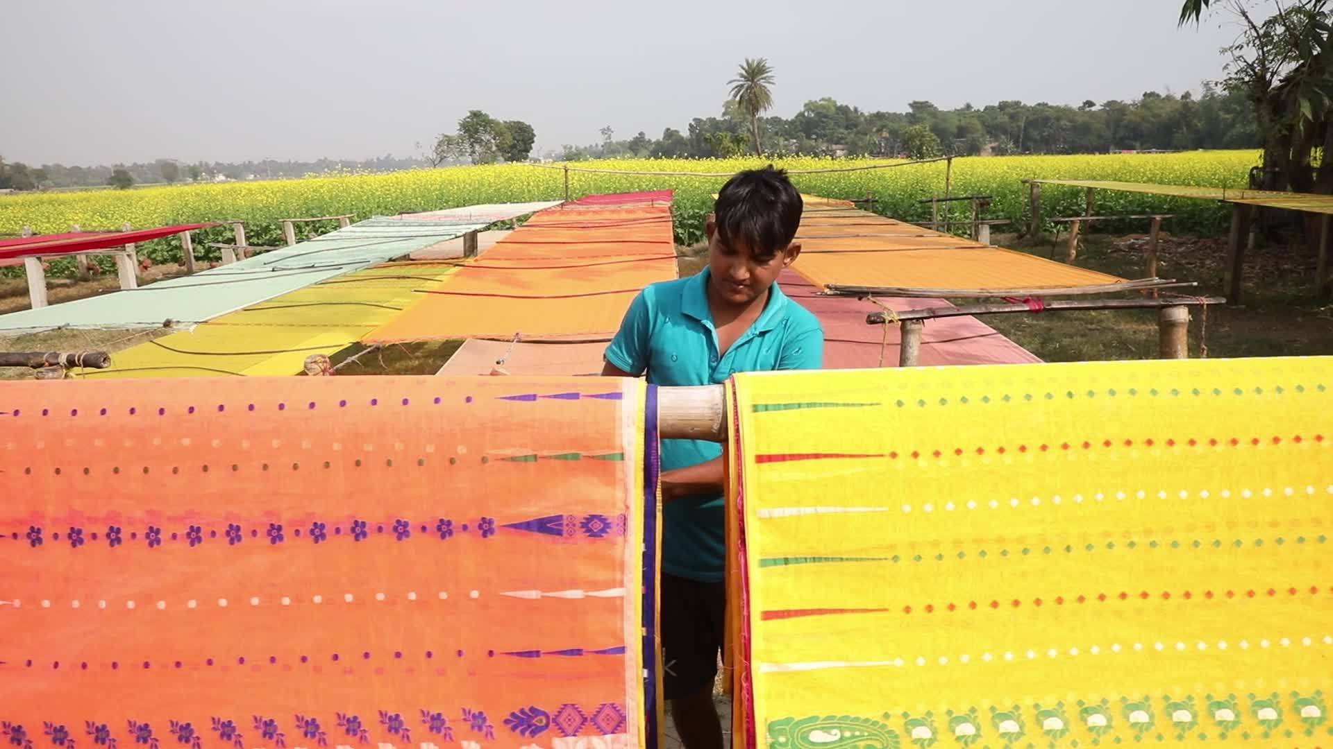 Weavers Outskirts Of Kolkata