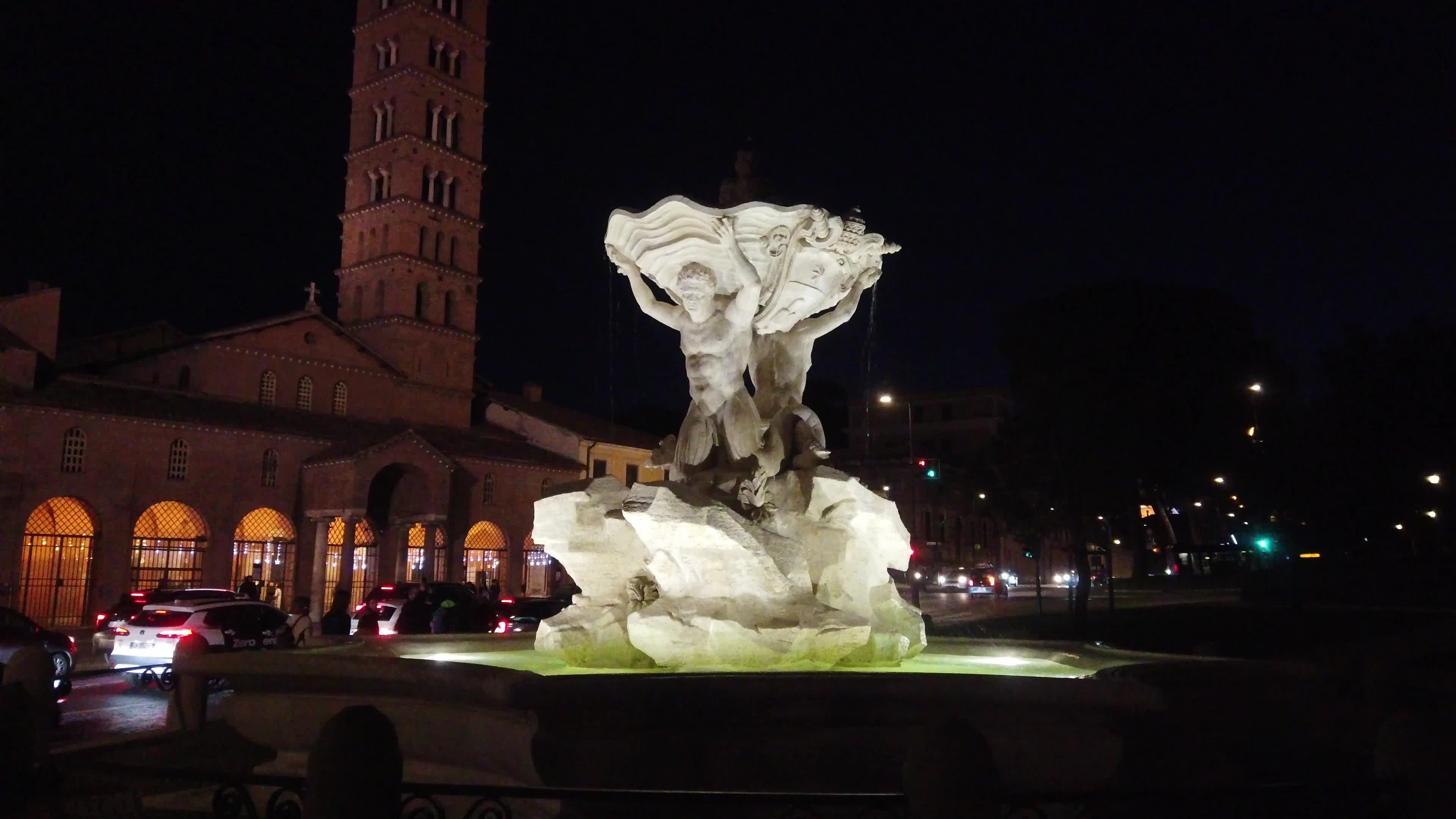  The restoration of the Fontana dei Tritoni