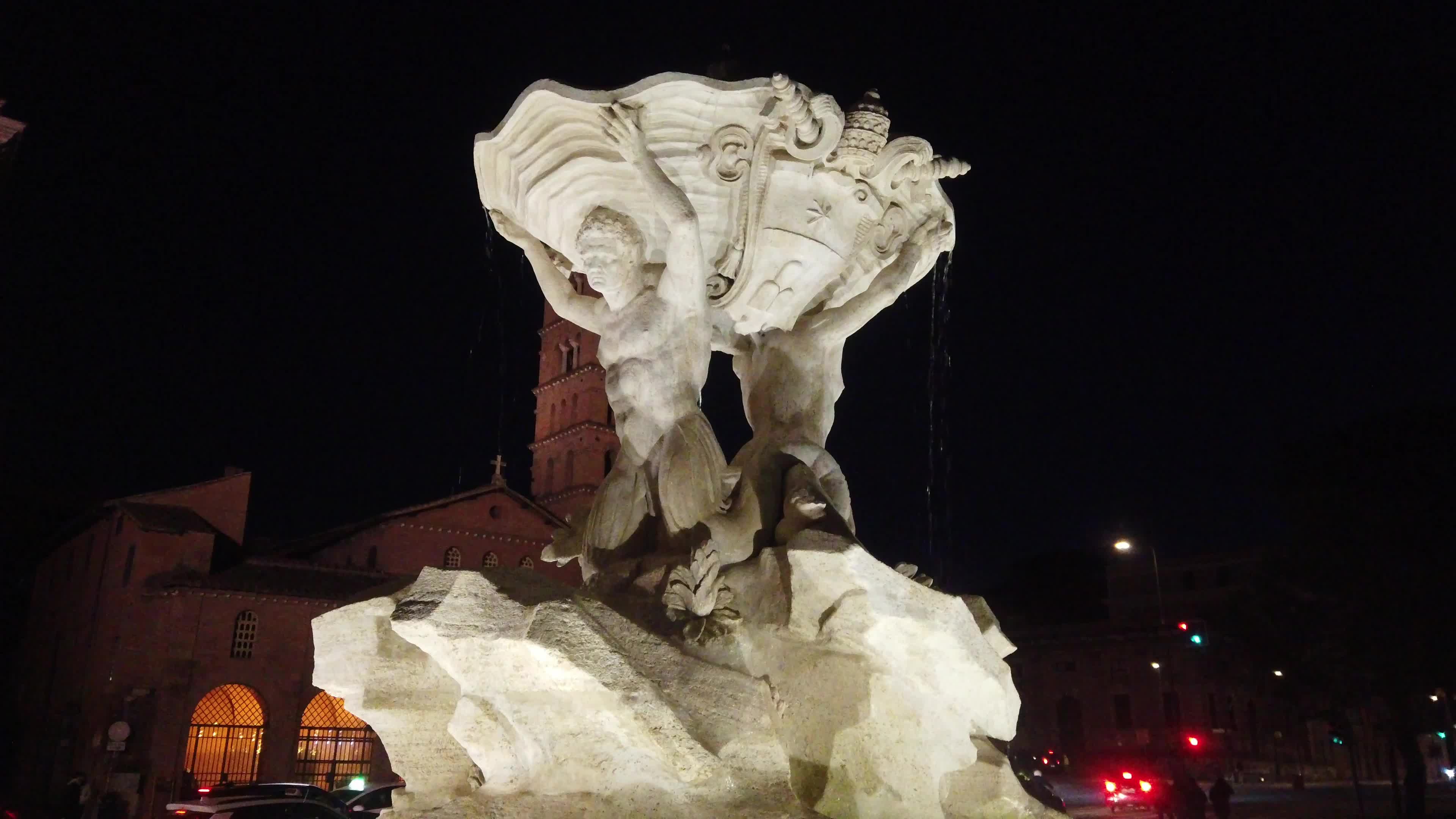  The restoration of the Fontana dei Tritoni