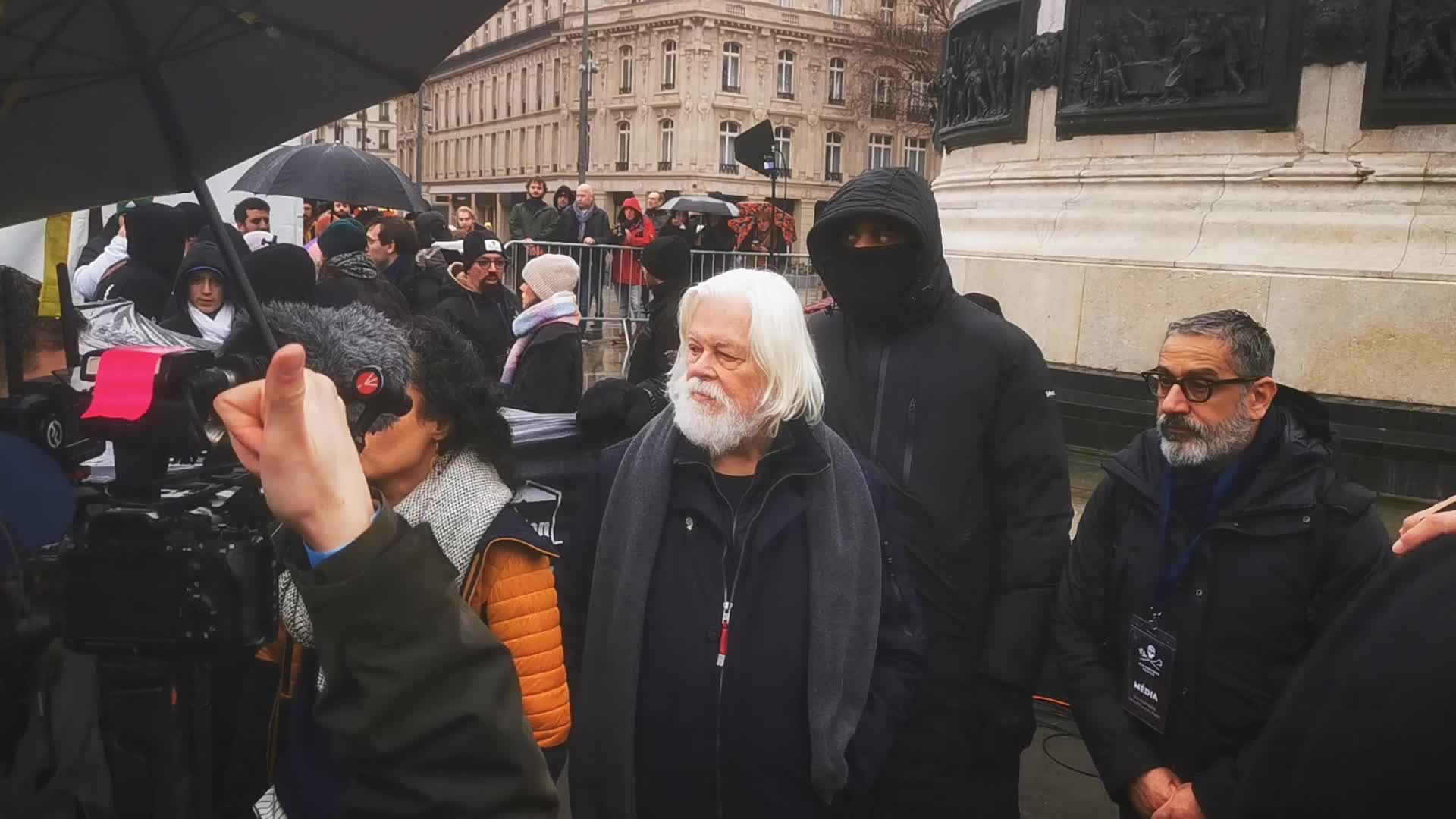 Members from the Syrian community gathered in support with the victims of Bashar al-Assad's prisons