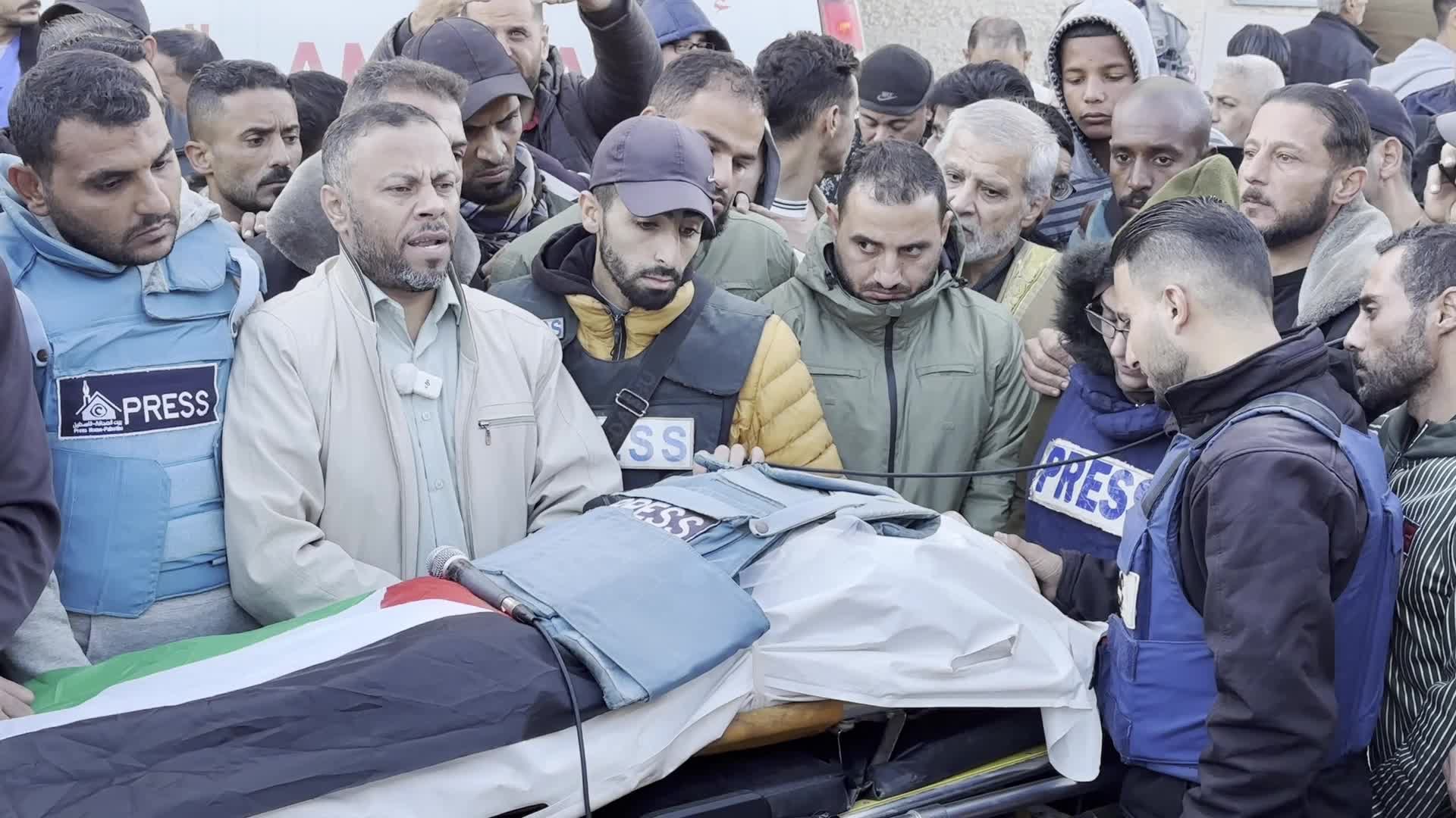 Mourners Gather at Funeral of Al Jazeera Journalist Ahmed Al-Louh in Gaza