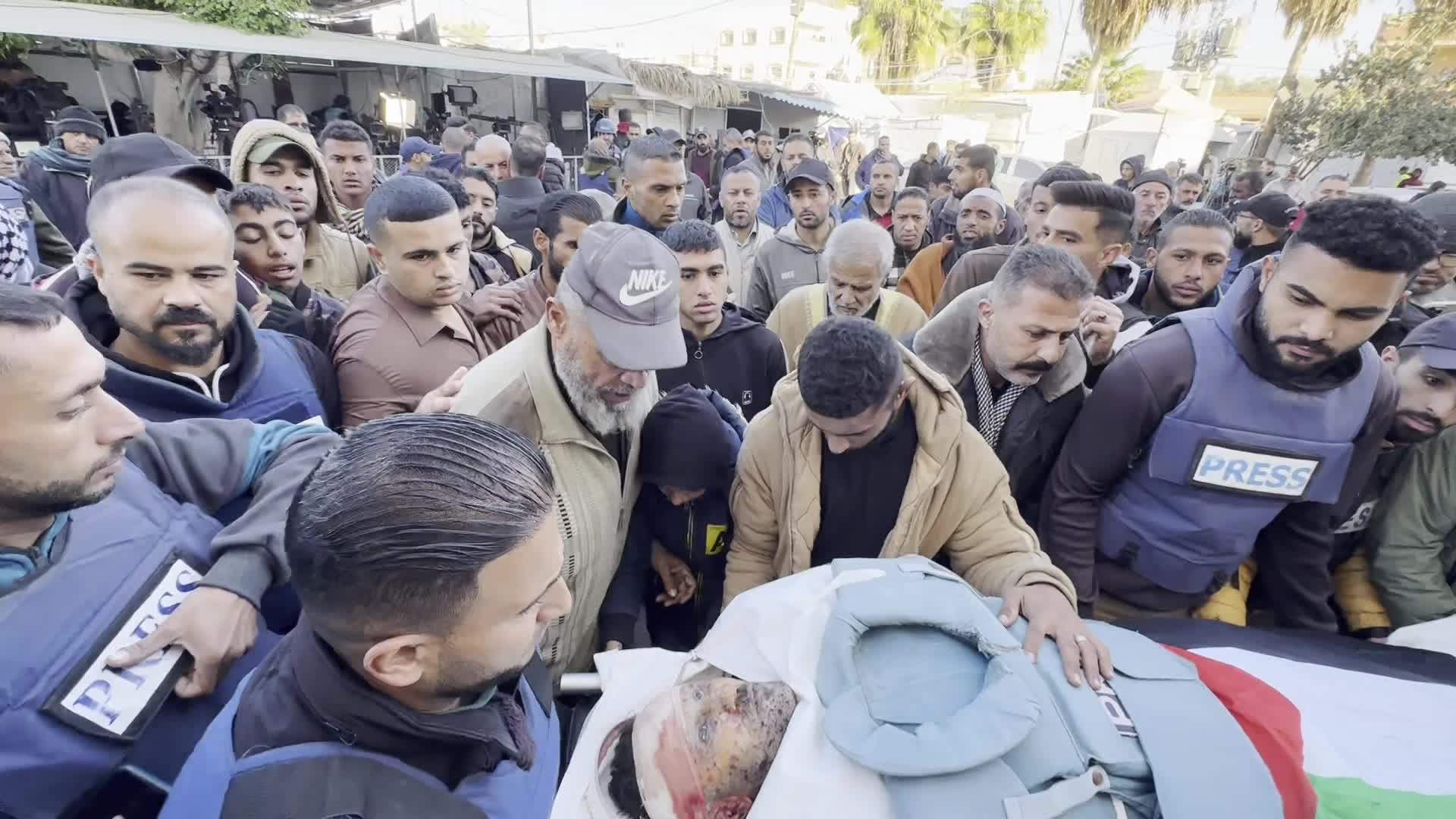 Mourners Gather at Funeral of Al Jazeera Journalist Ahmed Al-Louh in Gaza