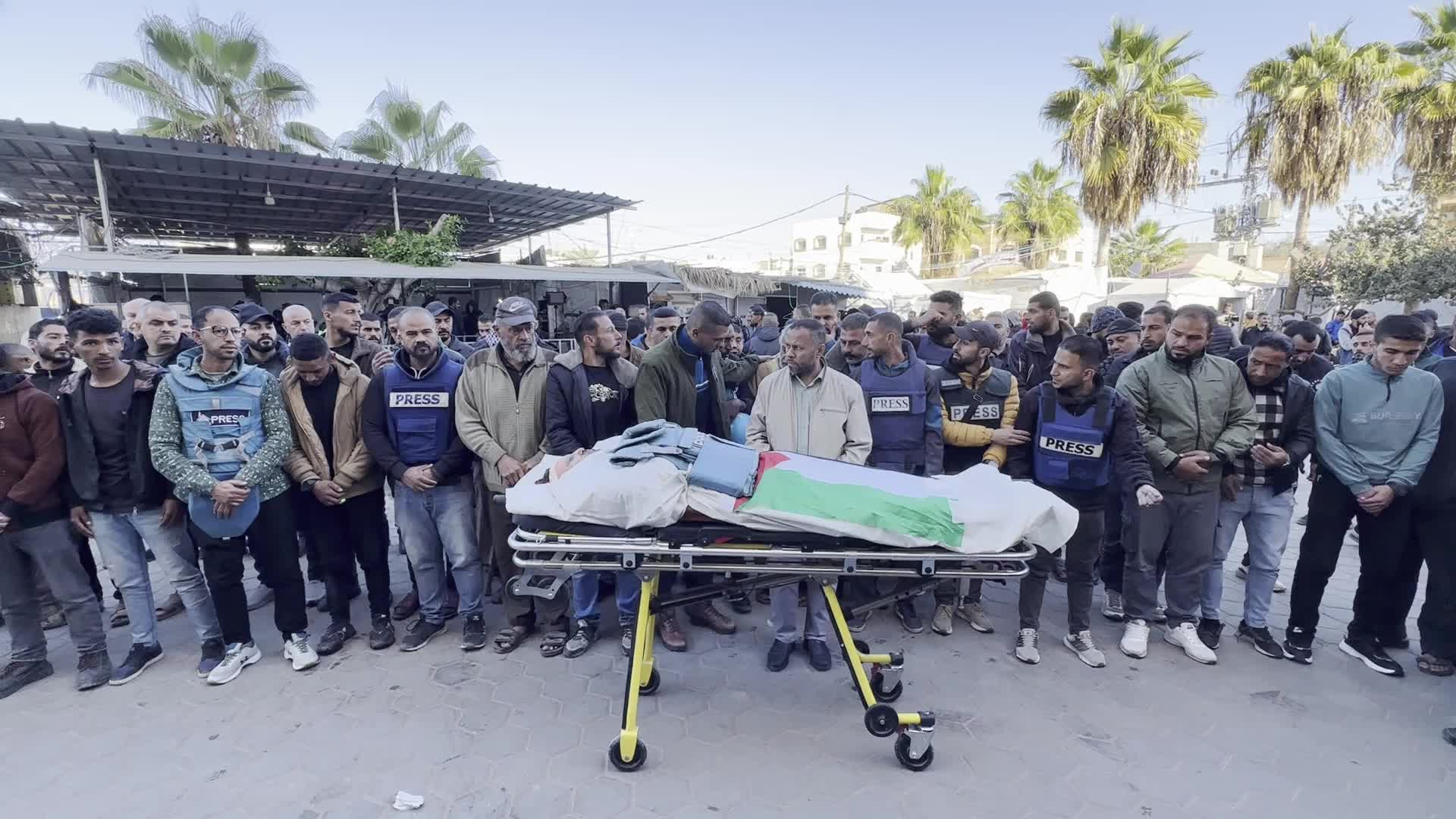 Mourners Gather at Funeral of Al Jazeera Journalist Ahmed Al-Louh in Gaza