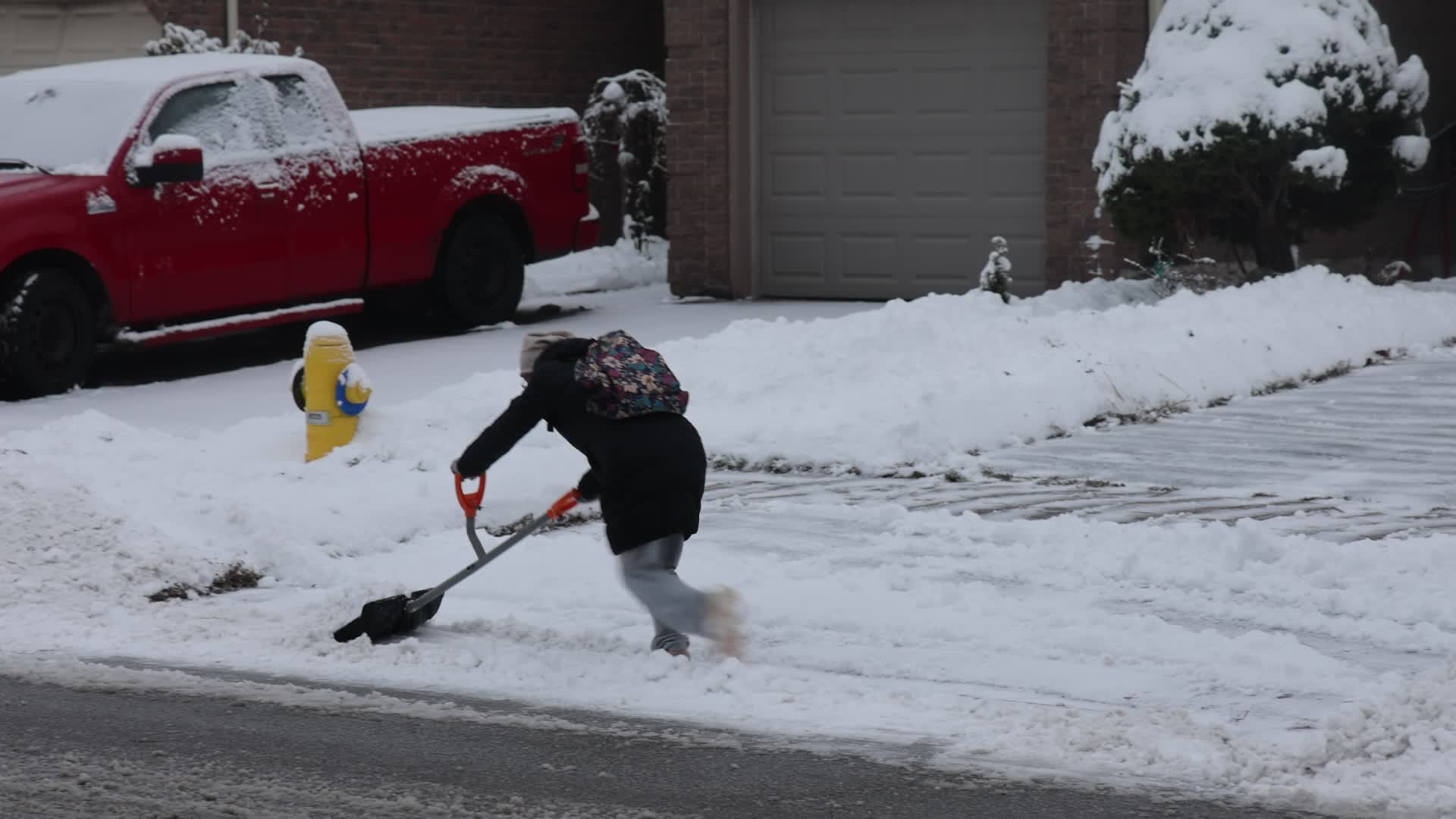 Toronto gets hit by winter snowstorm