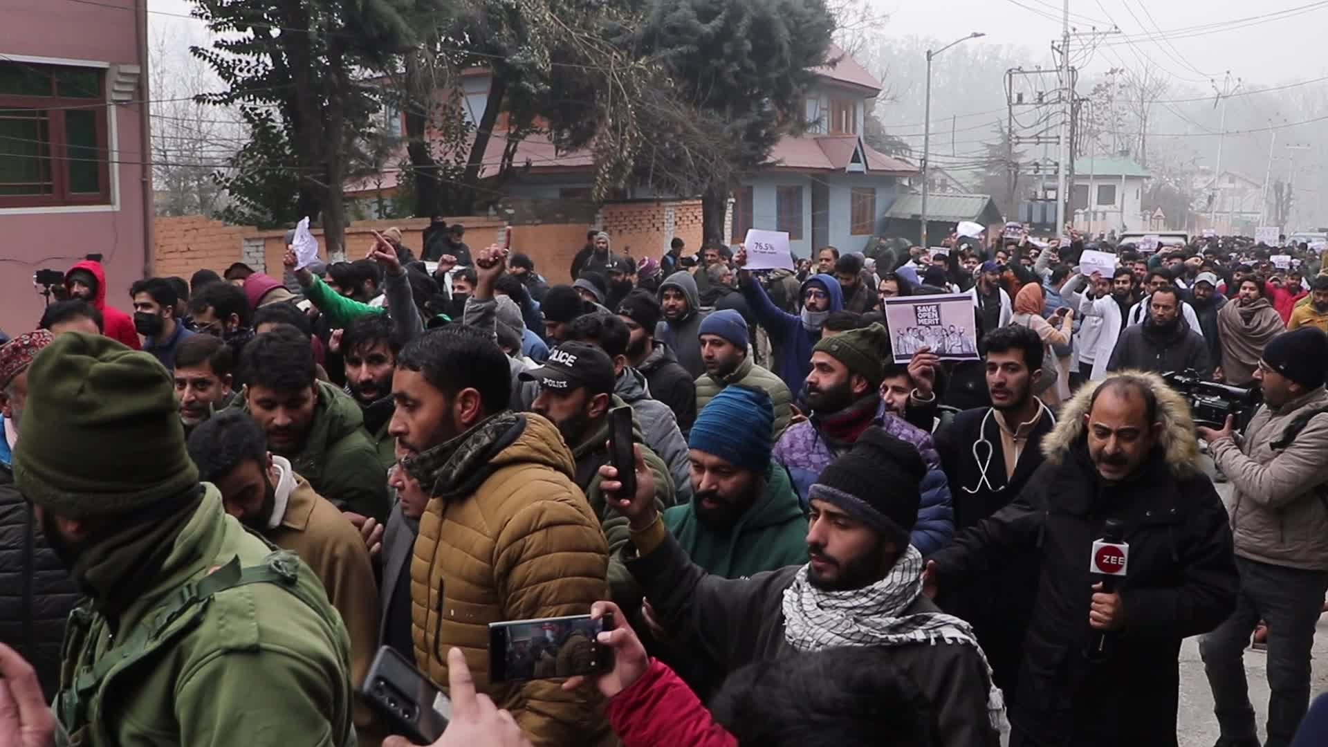 Students Protest BJP-Imposed Reservation Policy in Kashmir