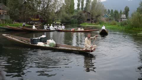 Floating market in Kashmir