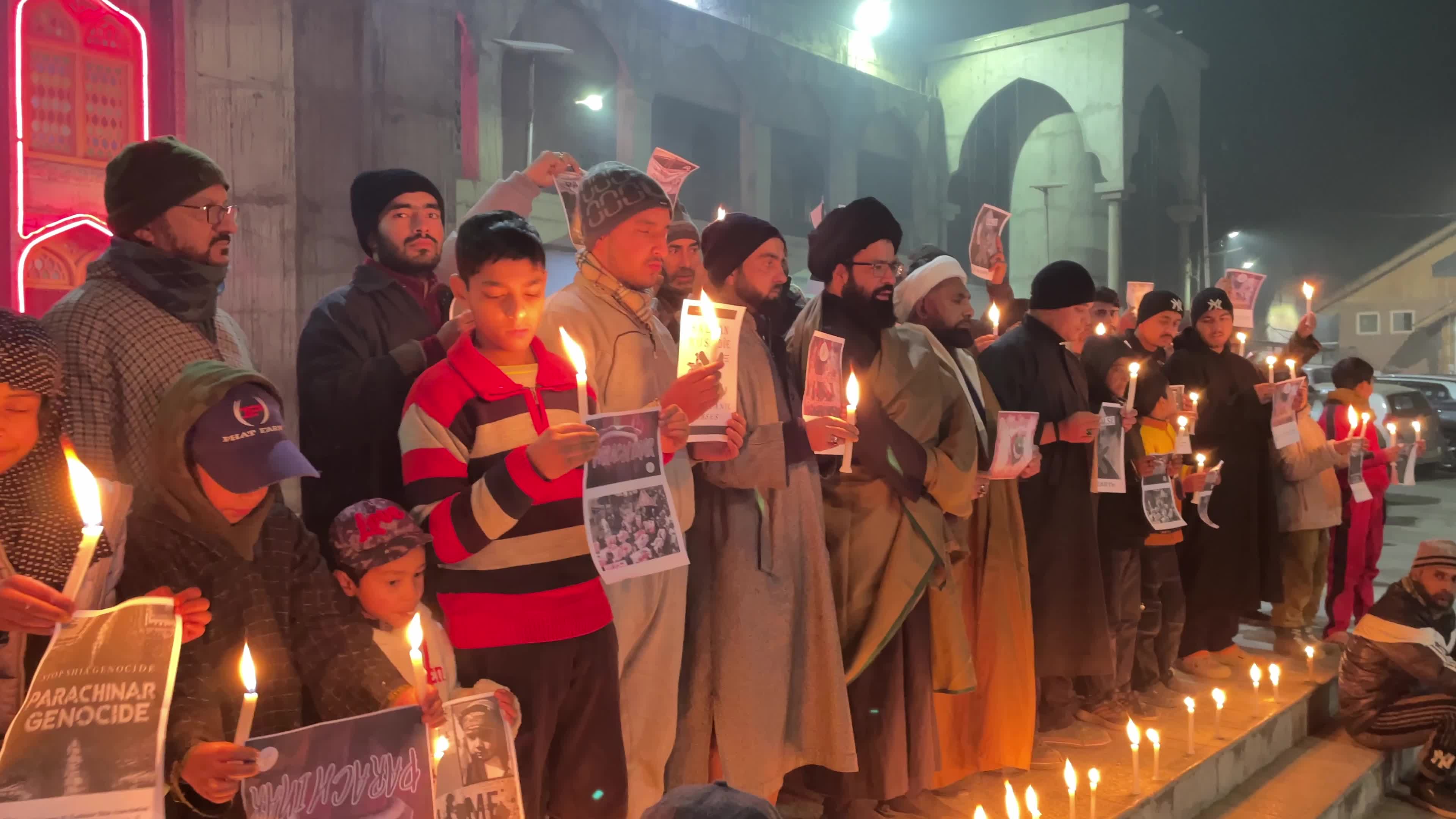 Kashmiri Shias Protest Brutal Killing of Parachinar Youths