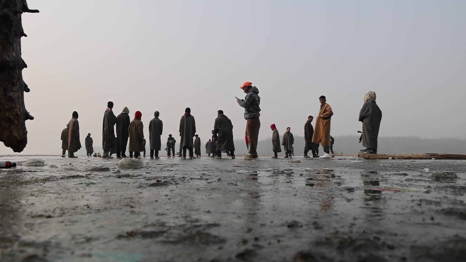 Freezing Temperature In Kashmir 
