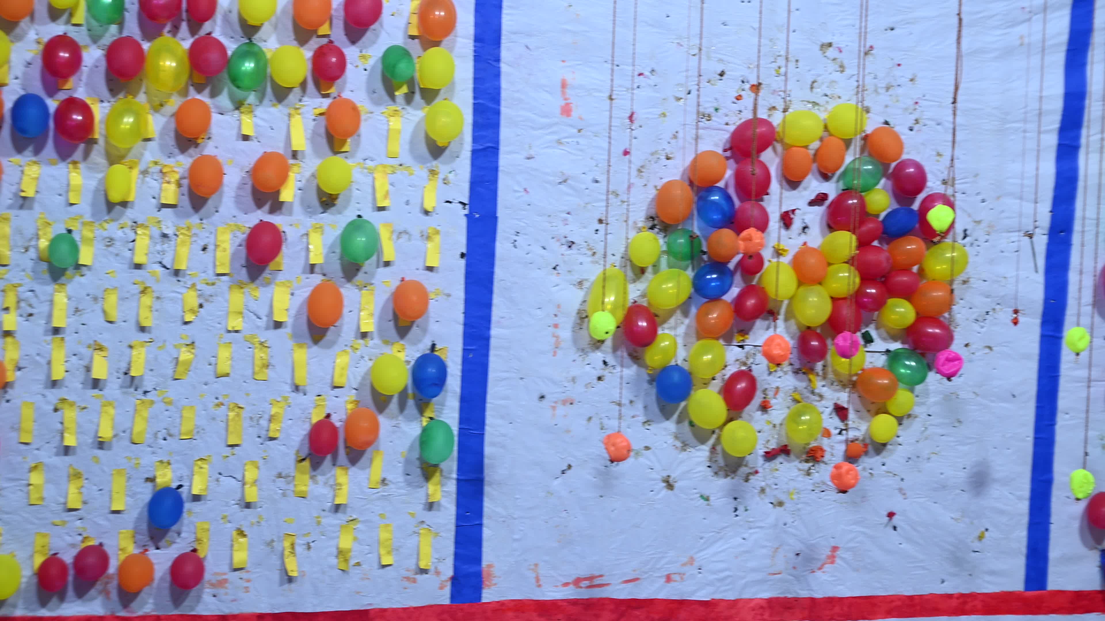 Balloon Shooting Game - Village Fair

