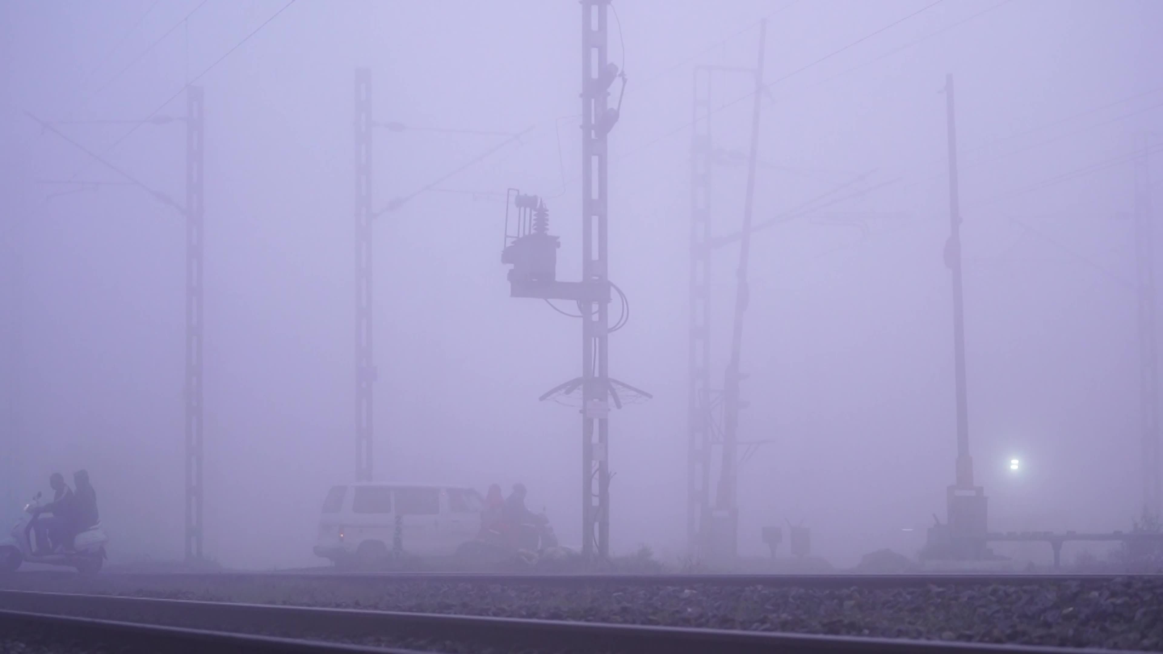 Dense fog on a wintery morning in Ajmer