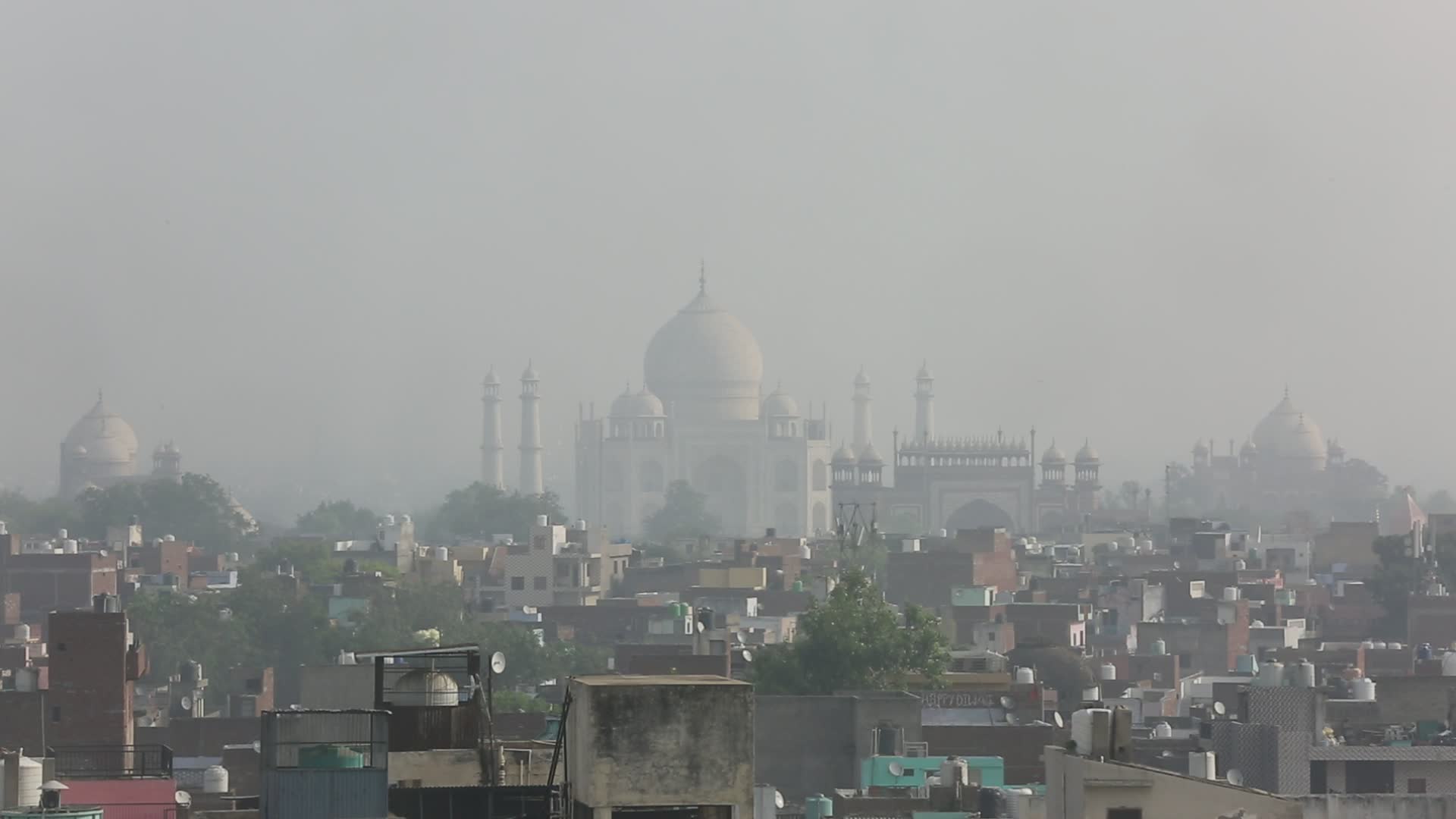 Smog covers the city of Agra, India