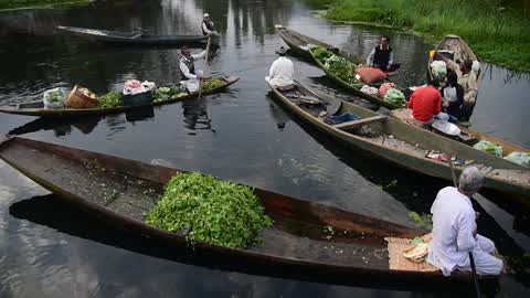 Floating market in Kashmir