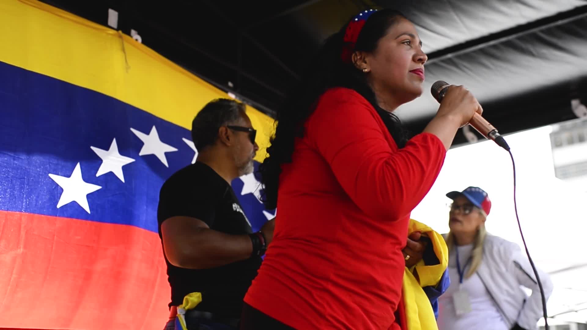 Venezuelans in Colombia Demonstrate Against Presidential Inauguration