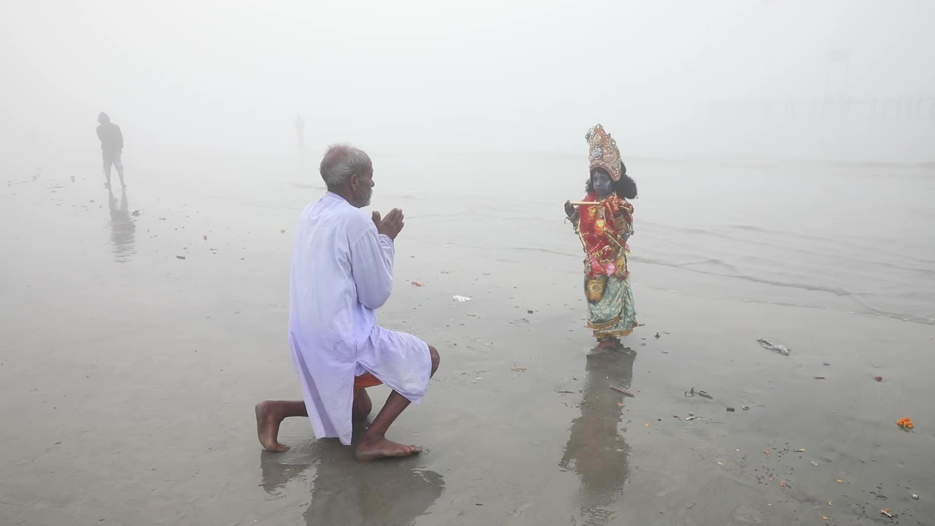 ''Makar Sankranti'' festival At Sagar Islad, India