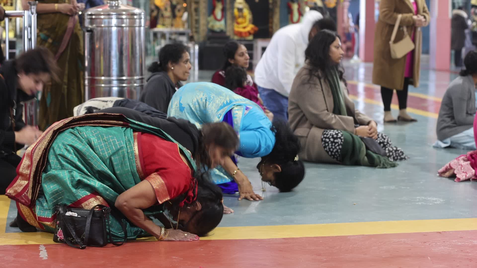 Tamil Hindus perform special prayers for Lord Ayyappa