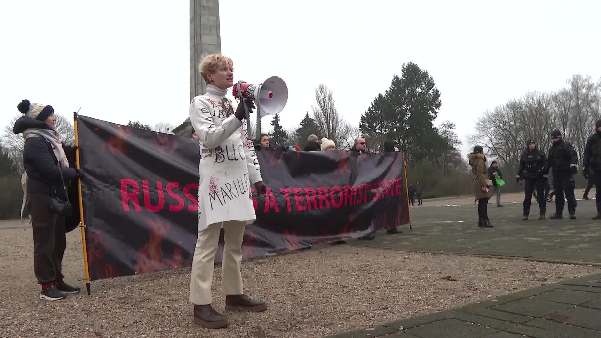 Activists disrupted ceremony of the Russian ambassador to Poland