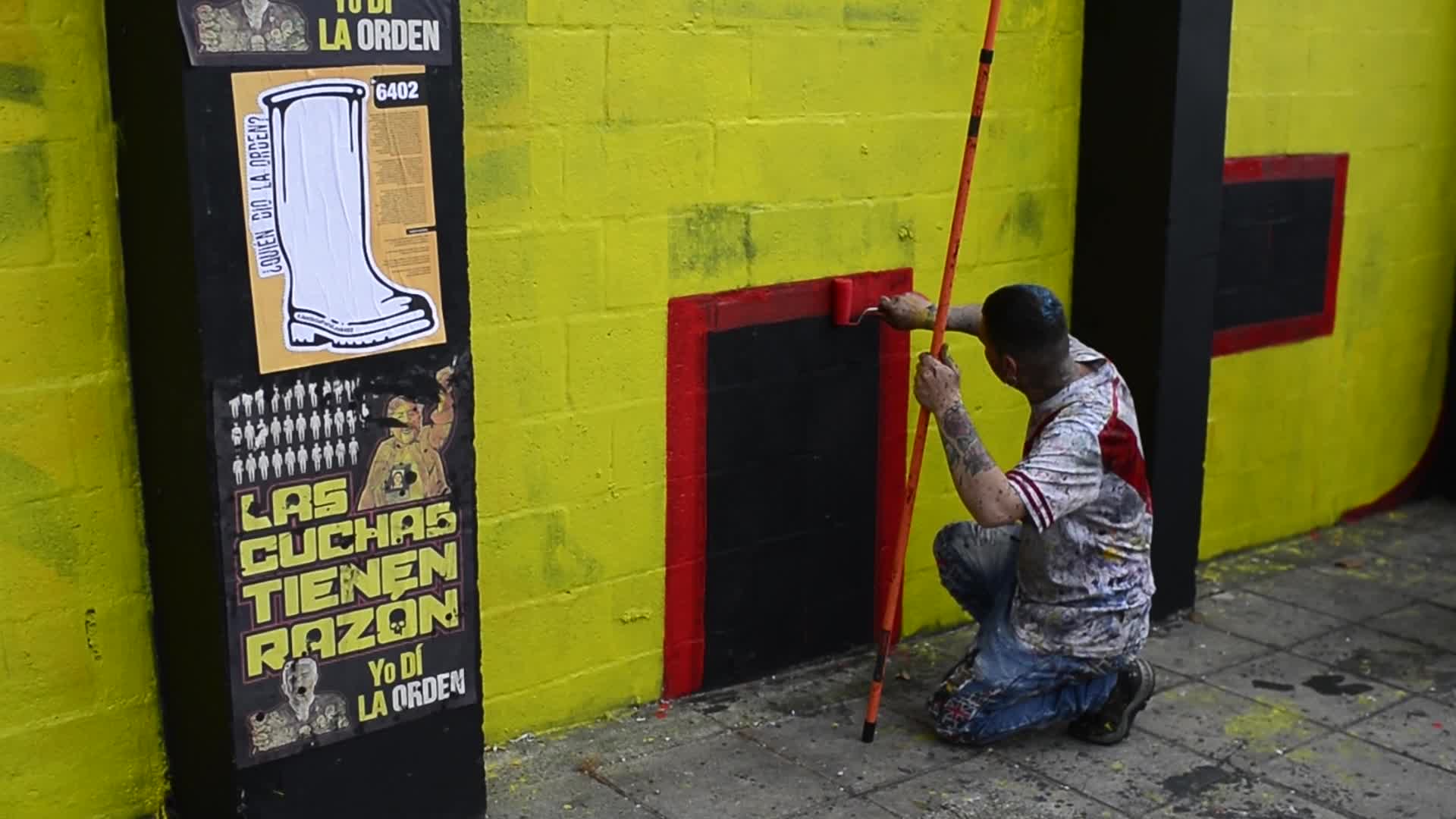 Mural in Honor to Dissapeared People from 2002 to 2008