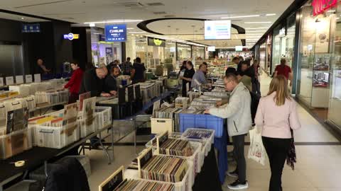 Vinyl Records Market In Gdansk