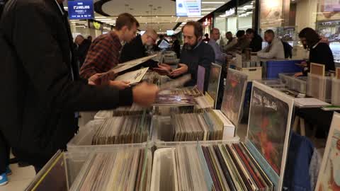 Vinyl Records Market In Gdansk