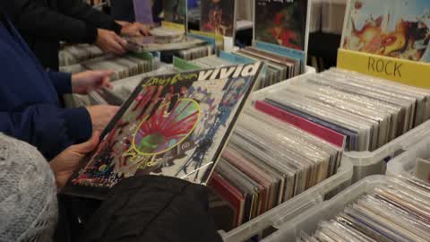 Vinyl Records Market In Gdansk
