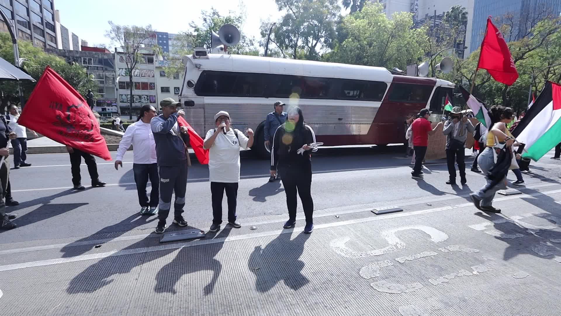 Protest in Mexico City for Donald Trump's inauguration 