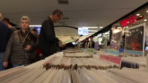 Vinyl Records Market In Gdansk
