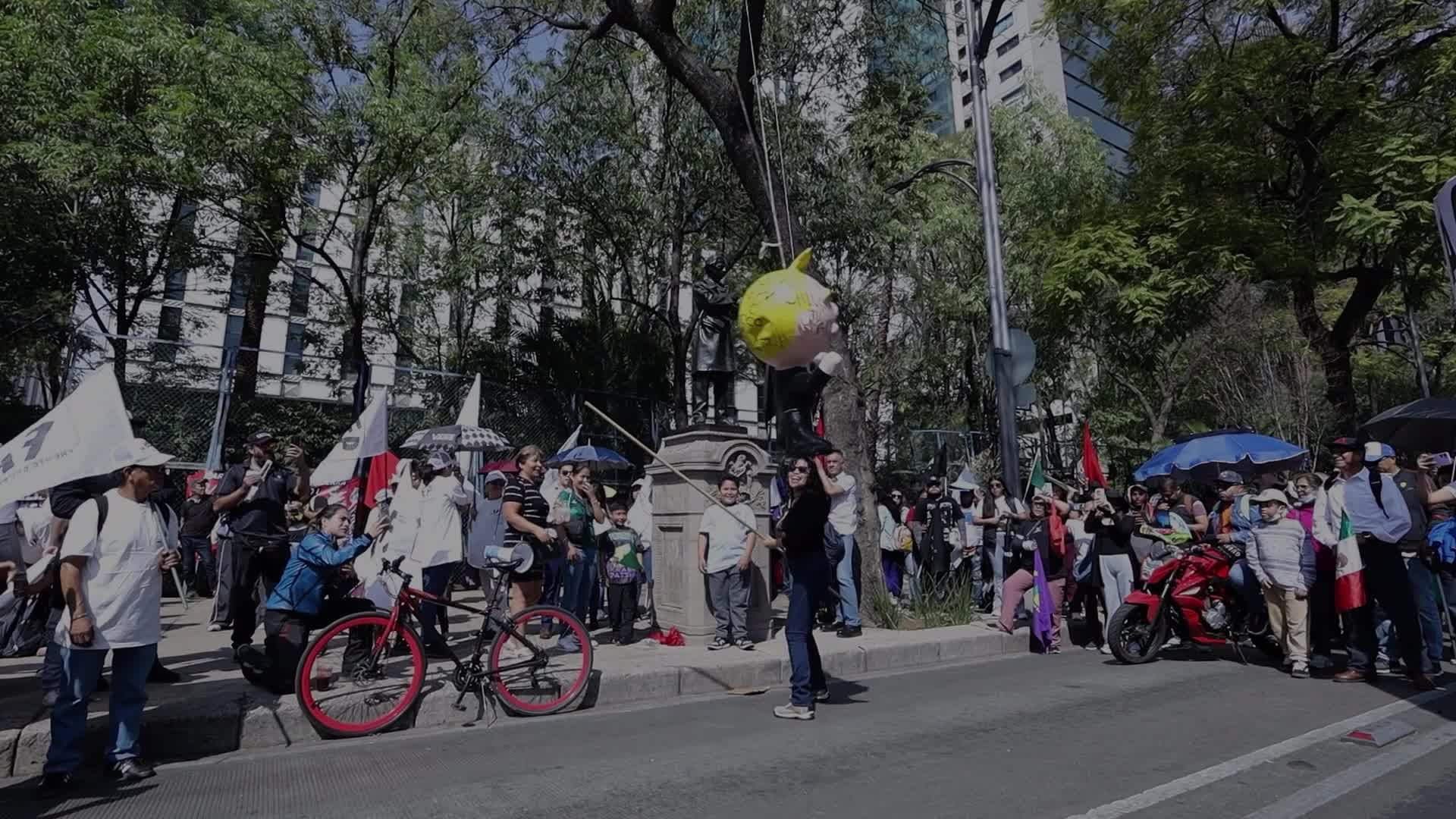 Protest in Mexico City for Donald Trump's inauguration 