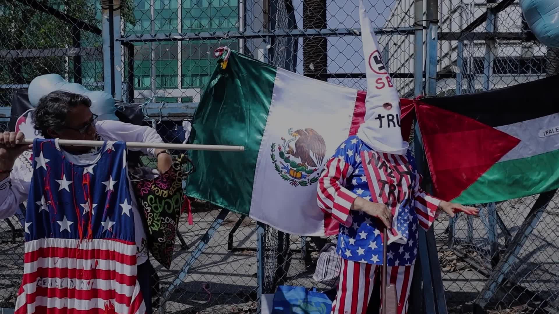 Protest in Mexico City for Donald Trump's inauguration 