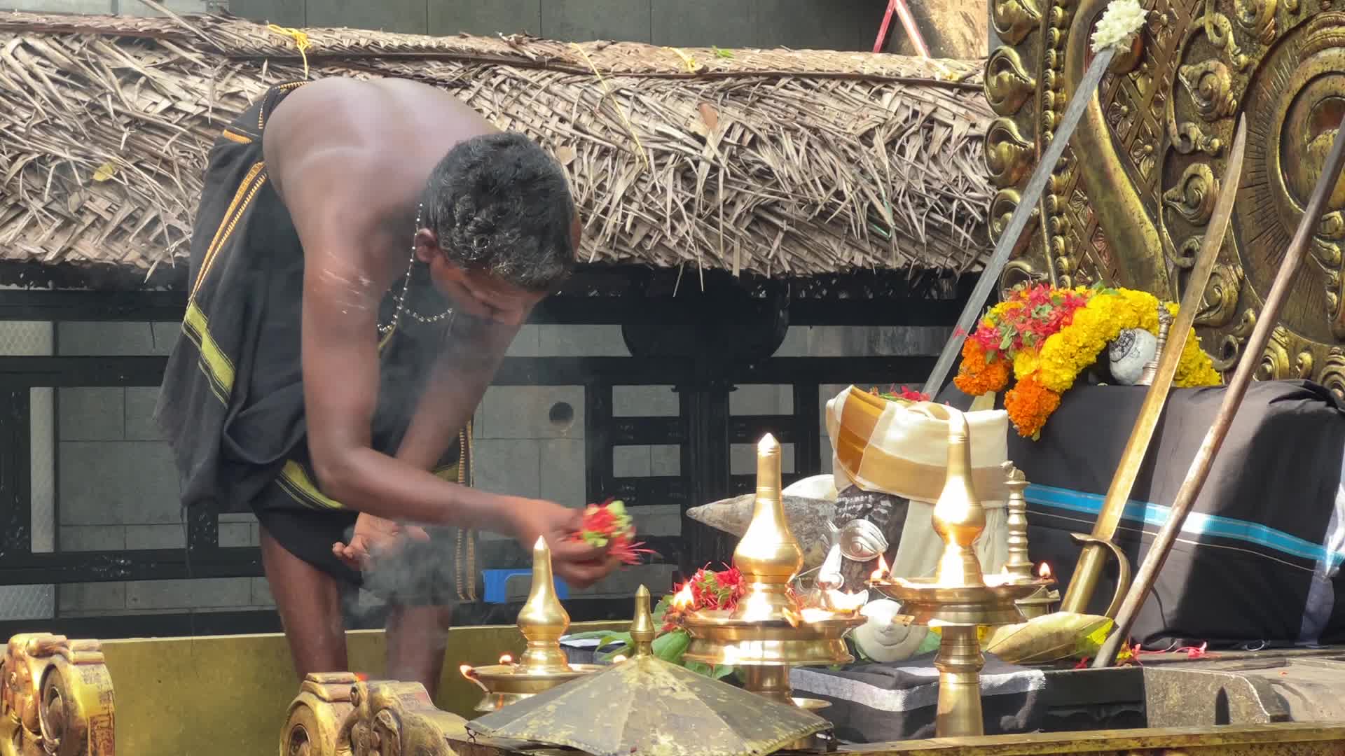 Sree Kallely Oorali Appooppan Kavu