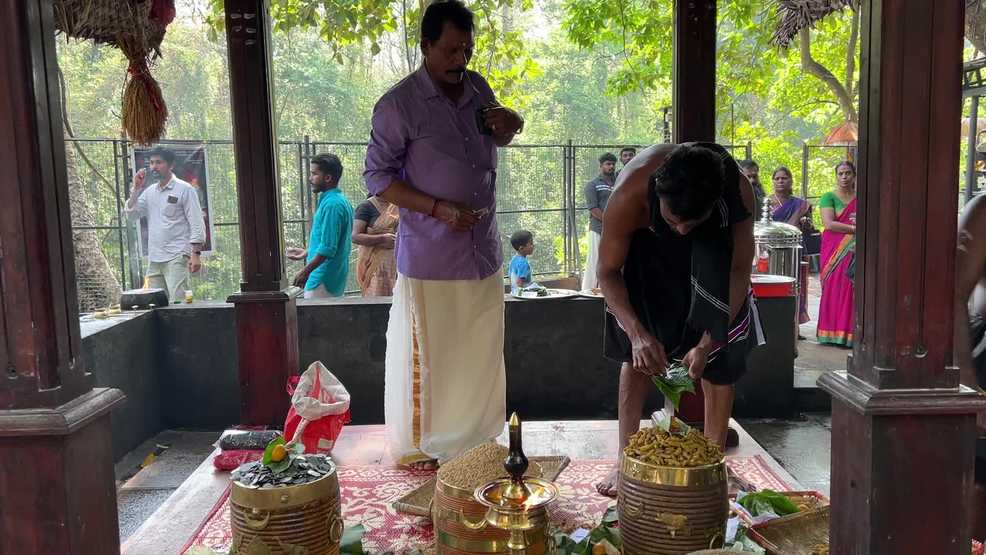 Sree Kallely Oorali Appooppan Kavu