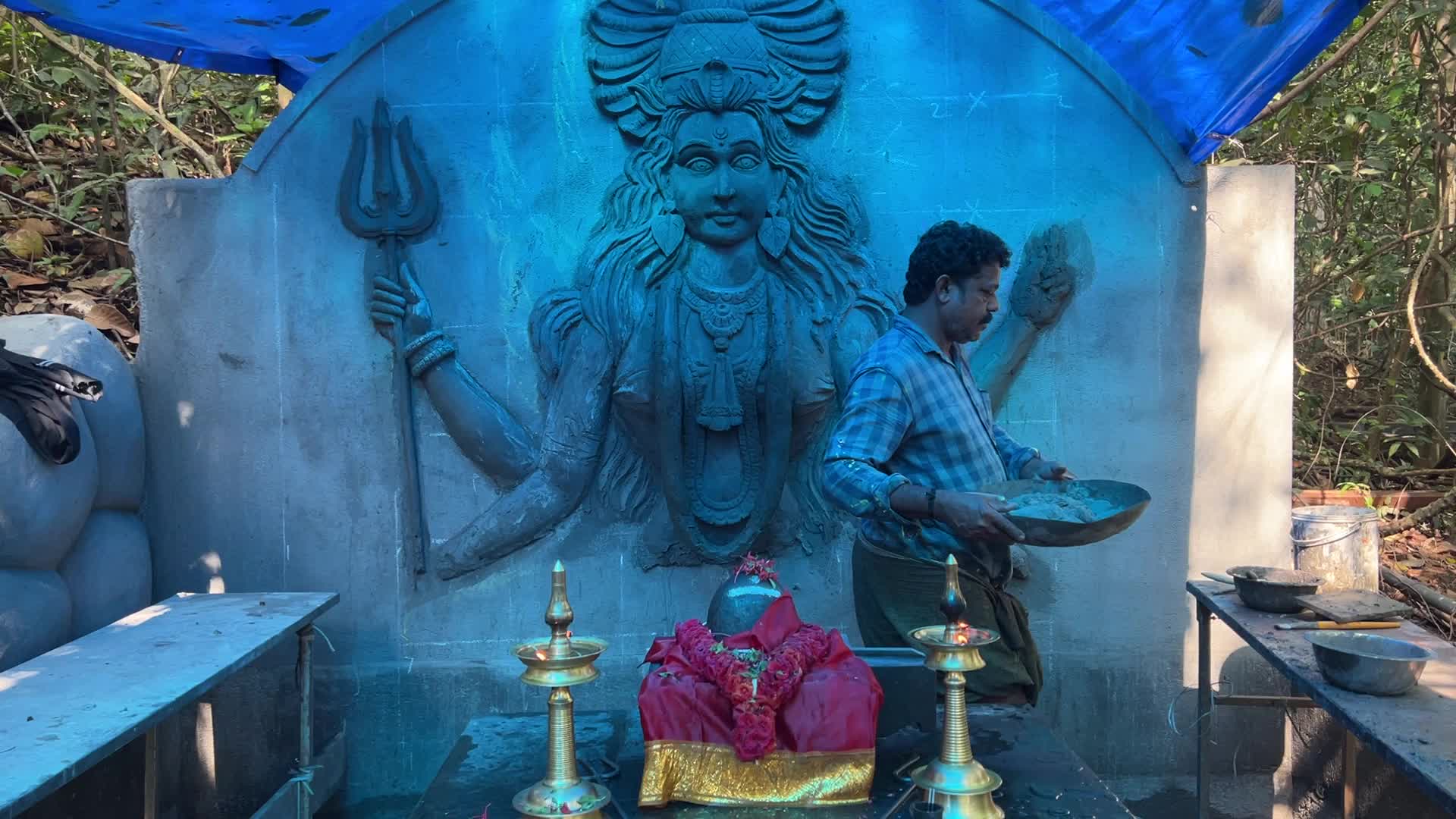 Sree Kallely Oorali Appooppan Kavu